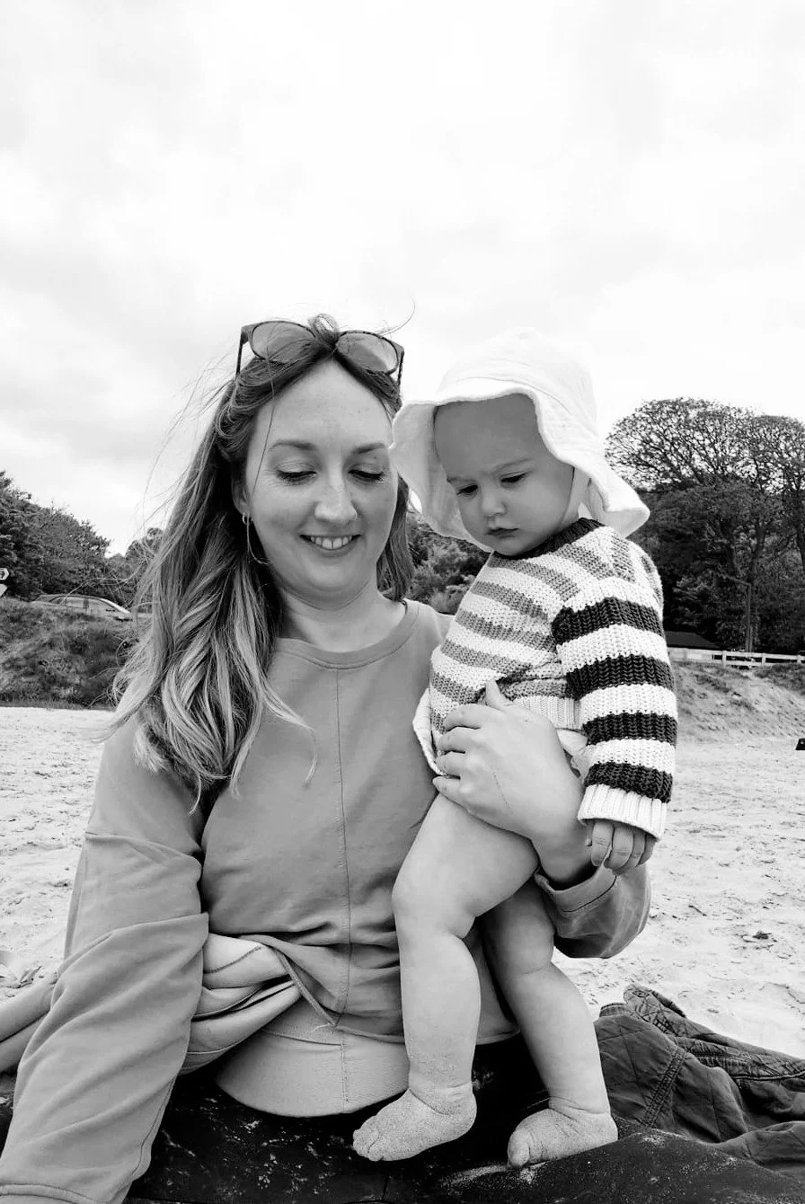 Professional qualified Reflexologist Clare of Root and Flow Belfast reflexology practice