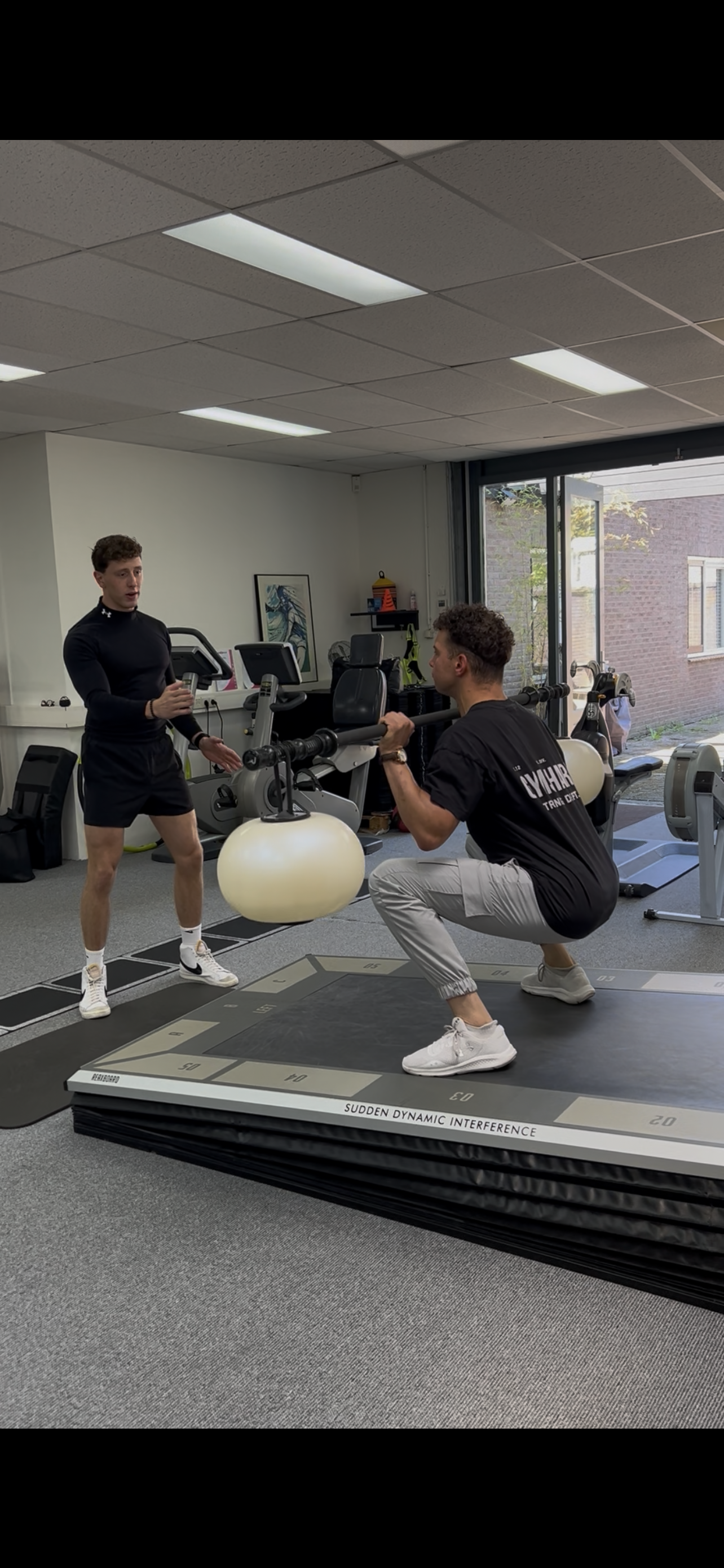 Junk Volume: waarom te veel trainen je spiergroei tegenhoudt