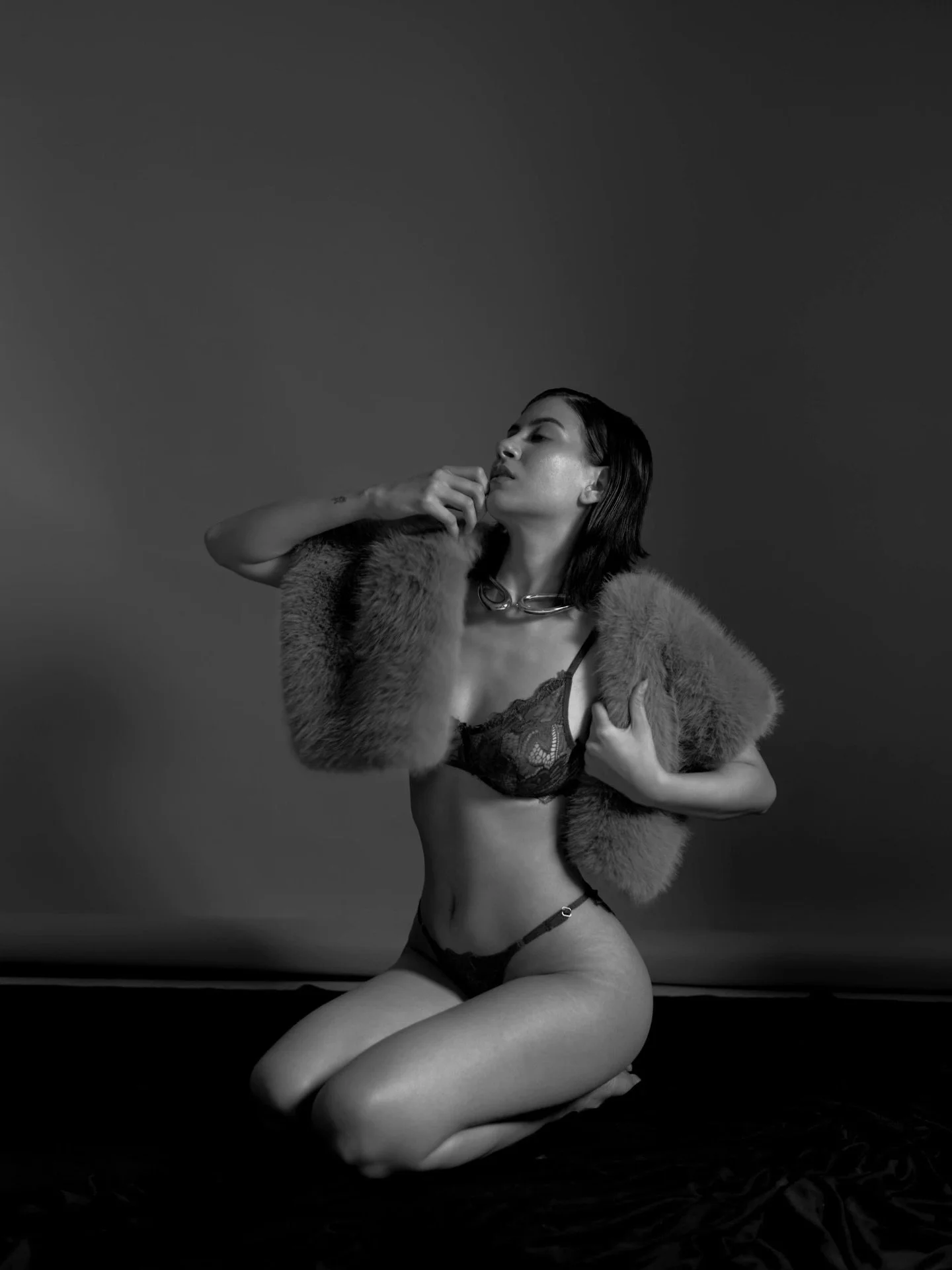 Power in every pose.
Luxury in every frame. 🖤
Crafted with precision. Captured with intent.

DM now to book your shoot &mdash; let&rsquo;s create magic 📩✨

📸 Photographer: @yourusername
👗 Styling: @zoya_malik_styling 
💄 Hair &amp; Makeup: @amish