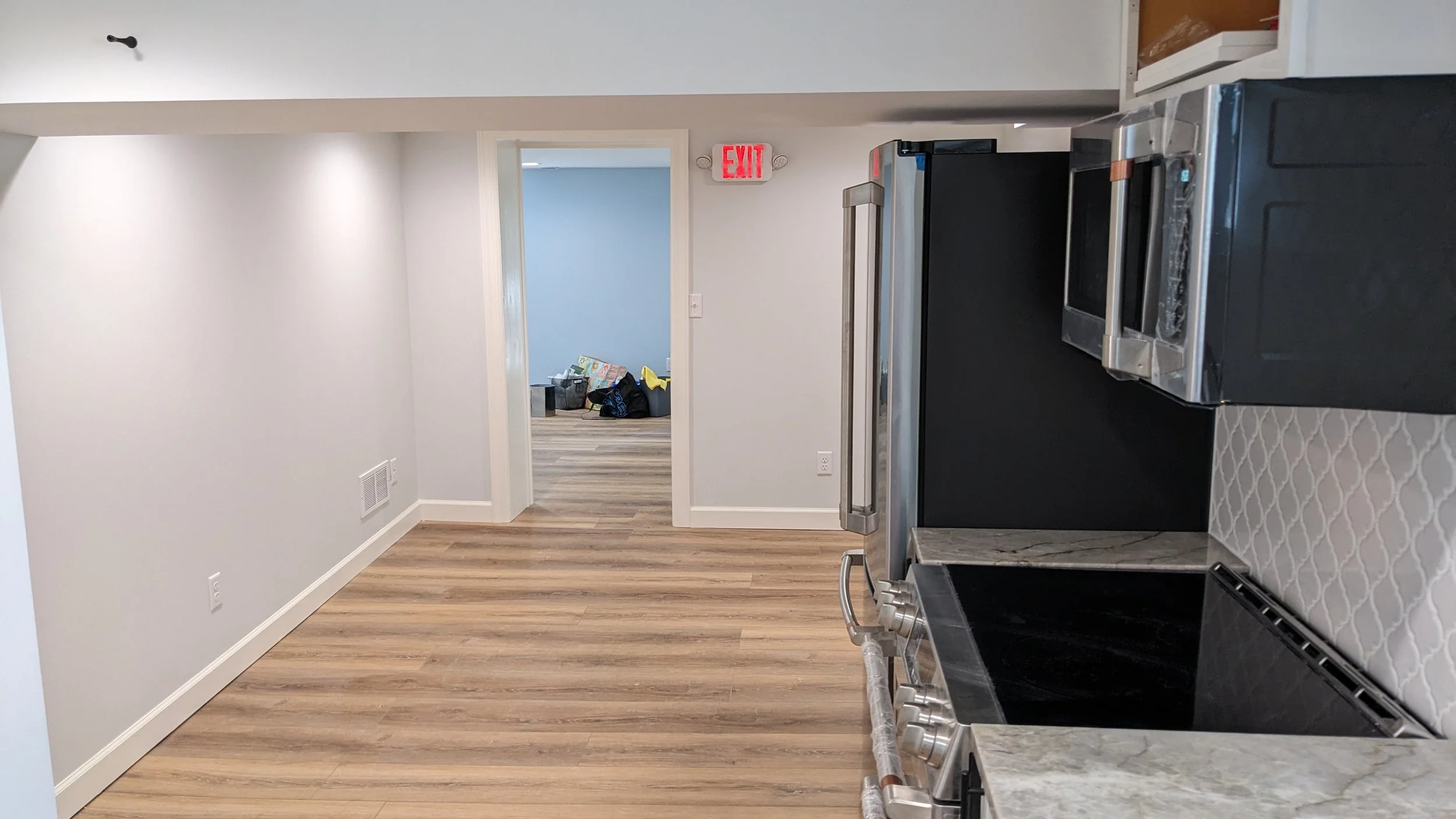 Madeira-office-renovation-complete-employee-break-room.jpg