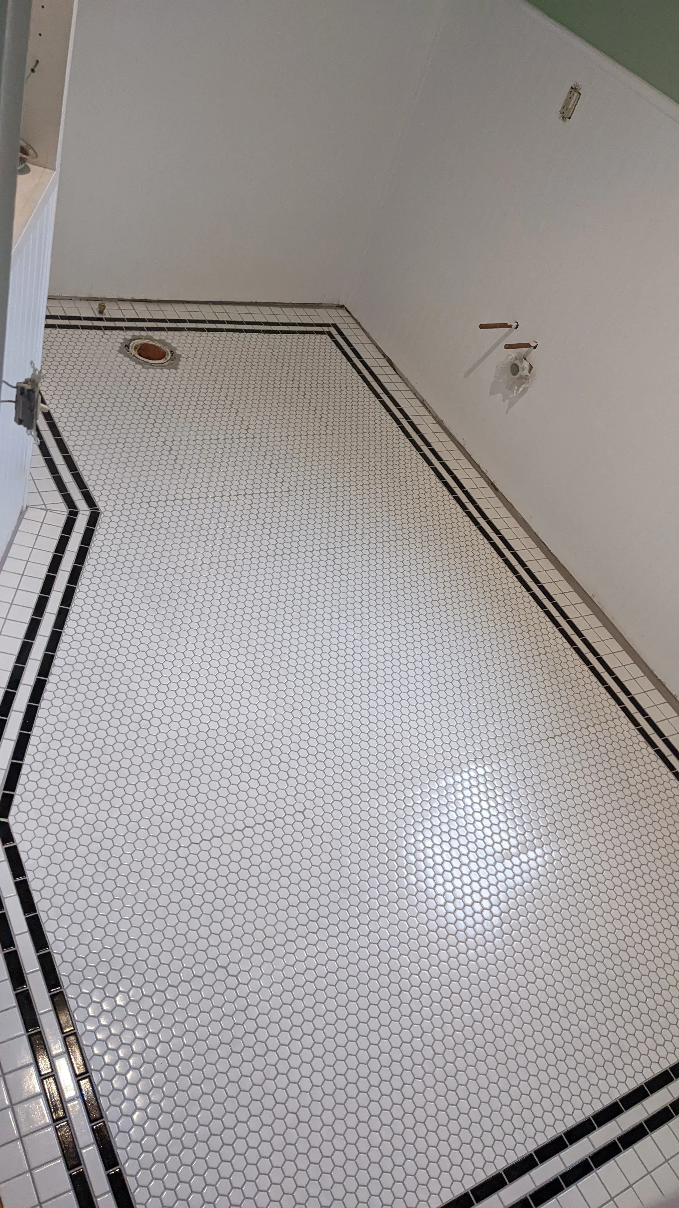 walnut-hills-OH-Penny-tile-border.jpg