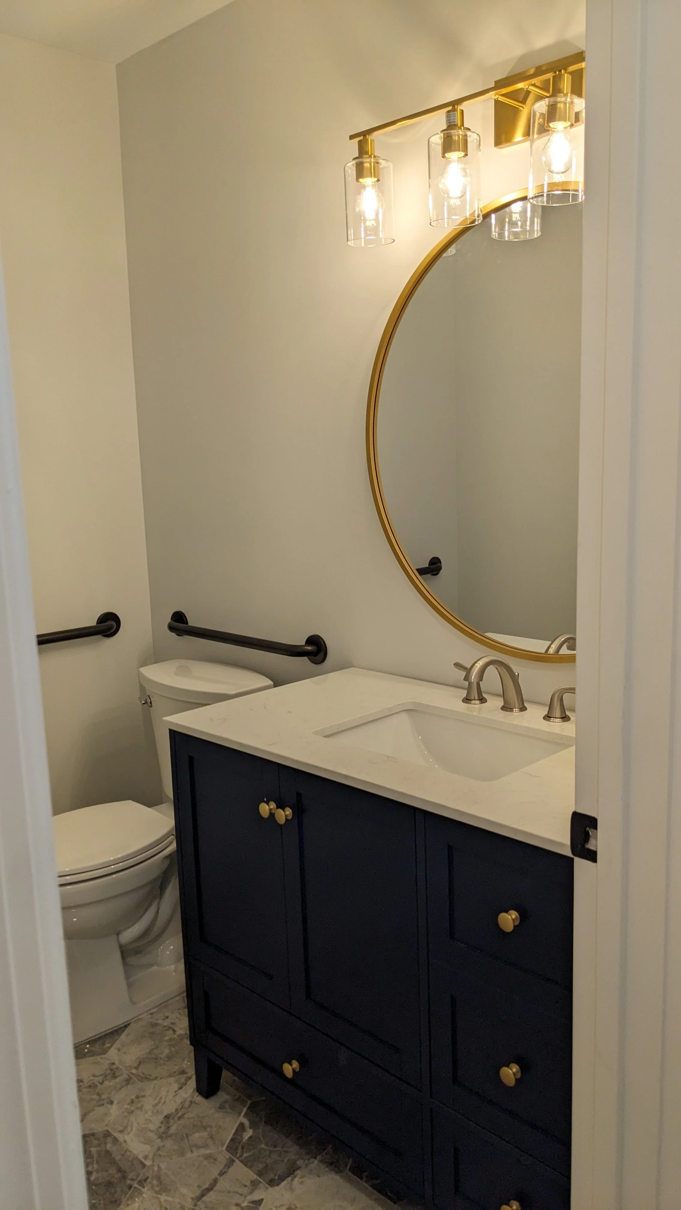 Madeira-office-renovation-complete-bathroom.jpg
