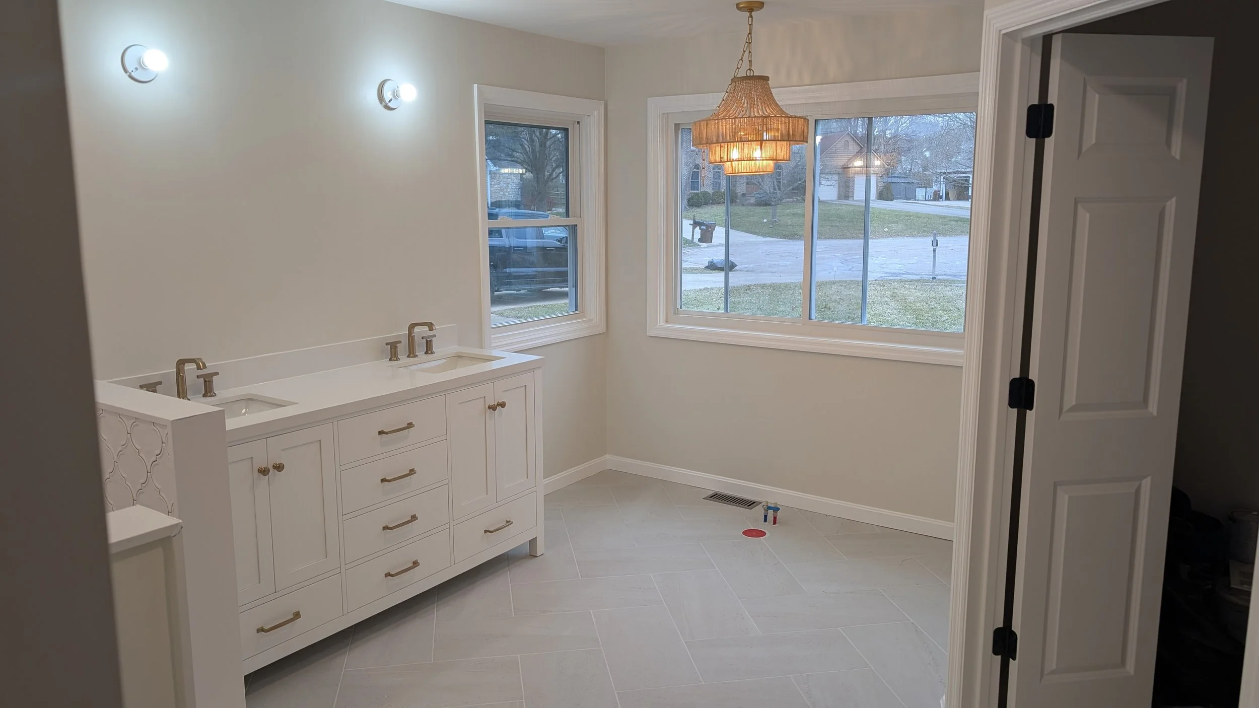 Maineville-OH-master-bathroom-gray-floor-tile.jpg