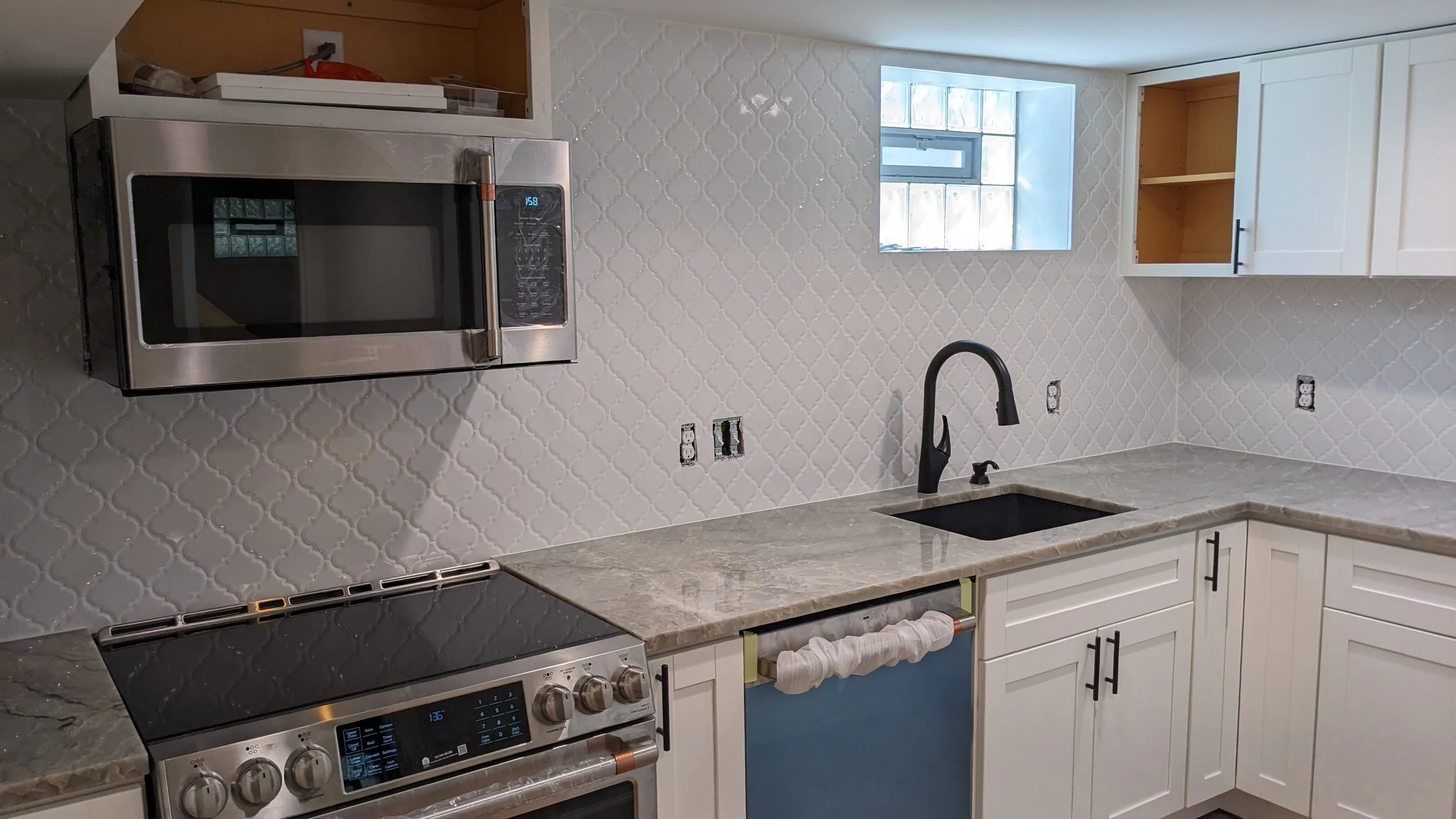 Madeira-office-renovation-complete-employee-kitchen.jpg
