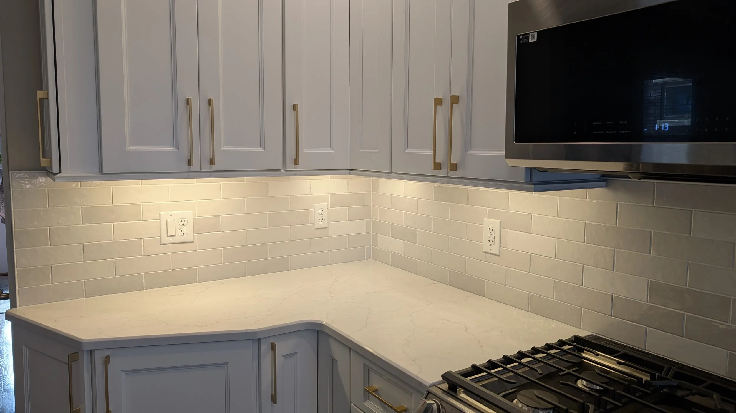 Norwood-OH-Complete-Kitchen-renovation-new-backsplash.jpg