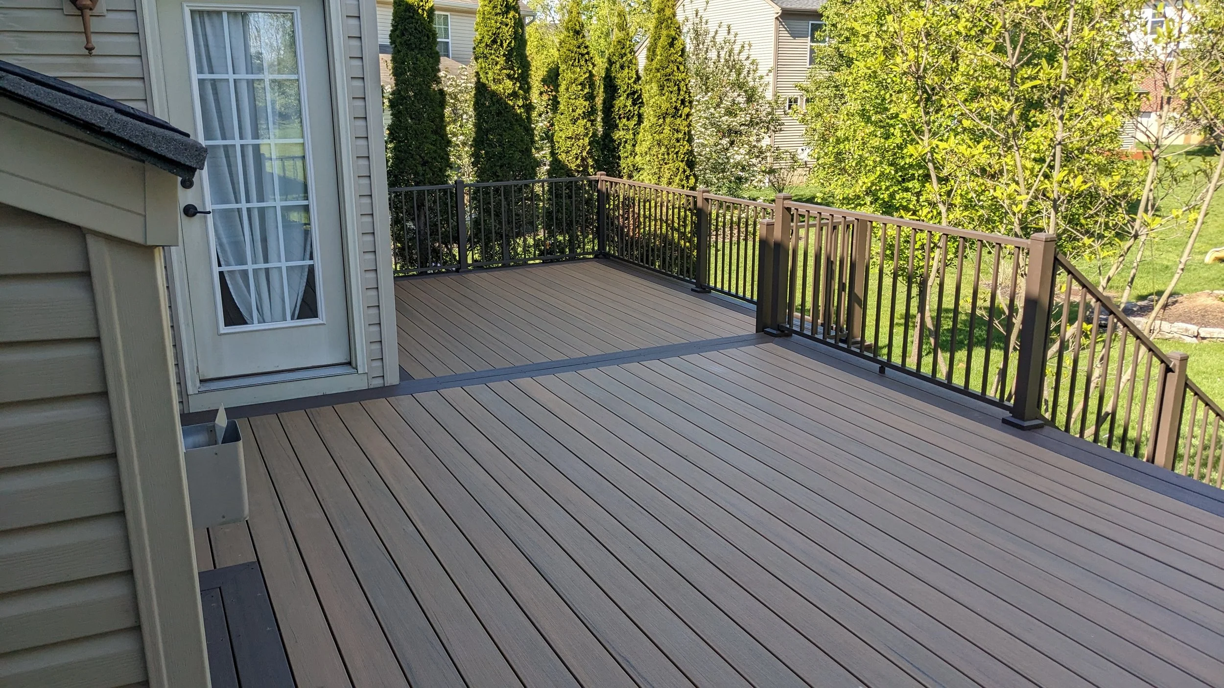Milford-Composite-timbertech-deck-railing.jpg