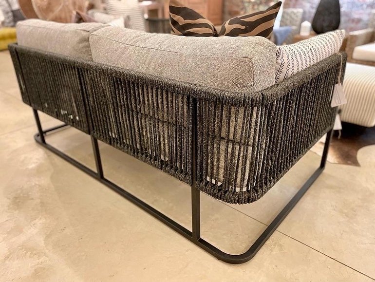 953897CB-2319-4623-893D-FA8430F105FE 2.jpg