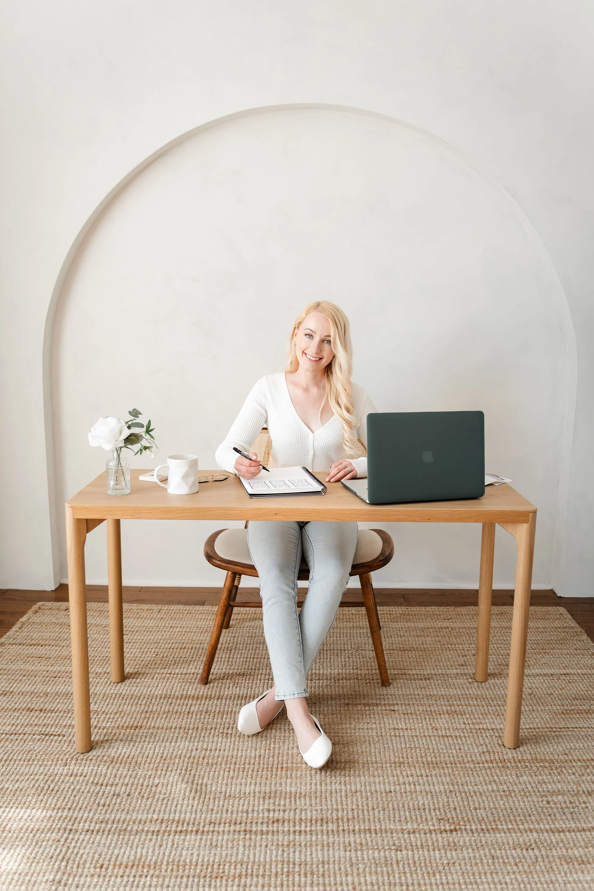 leaving-the-corporate-world-leaving-a-corporate-job-quitting-corporate-leaving-corporate-tips-for-leaving-corporate-how-to-leave-a-corporate-job-by-endeavor-design-studio