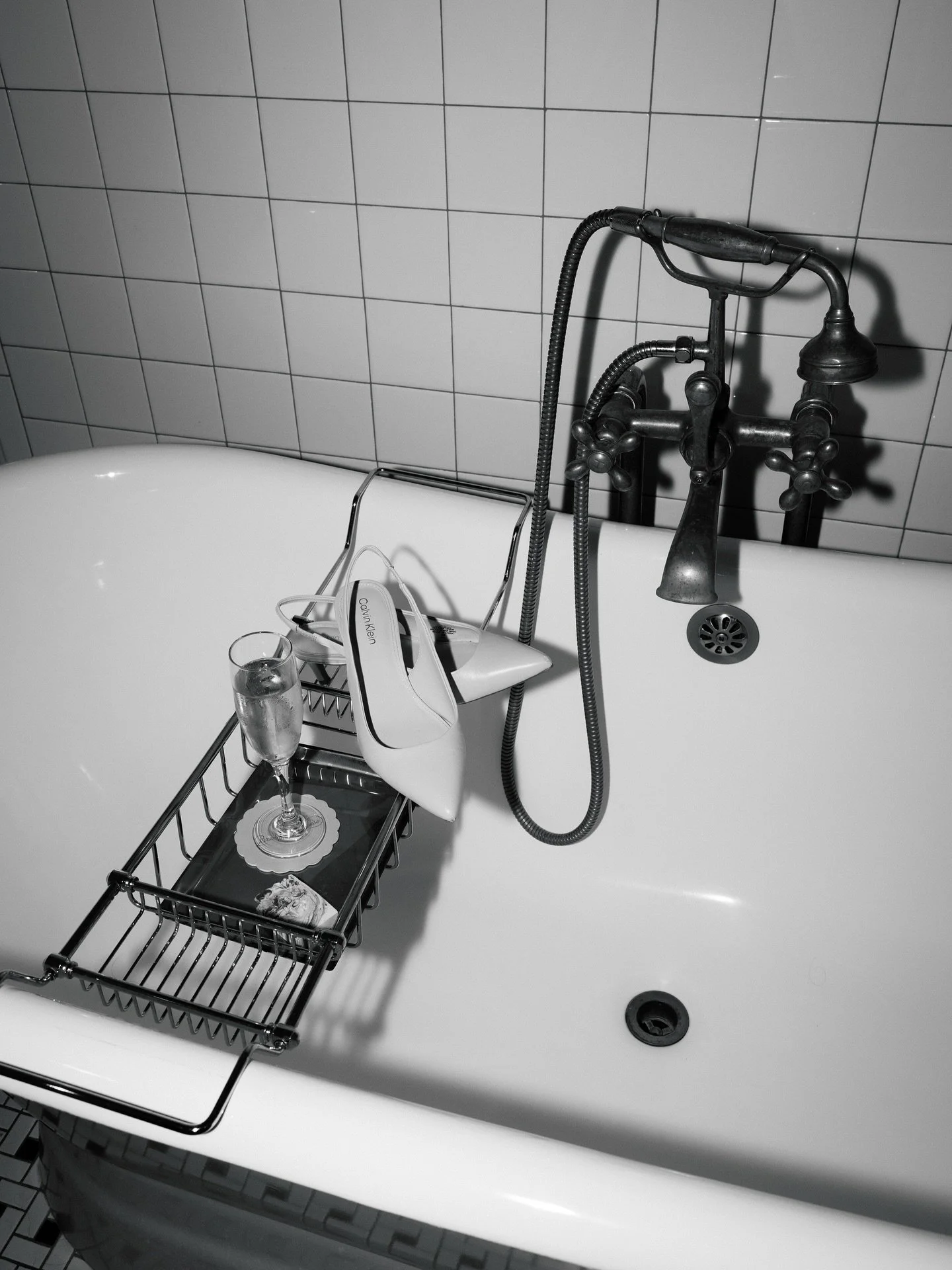 getting ready; (the way YOU want).

Elizabeth &amp; Zeke got ready for their wedding day in rooms across the hall from each other at @bradfordhouseokc. We ordered lunch and coffees and drinks and just hung out, finishing with their first look on the 