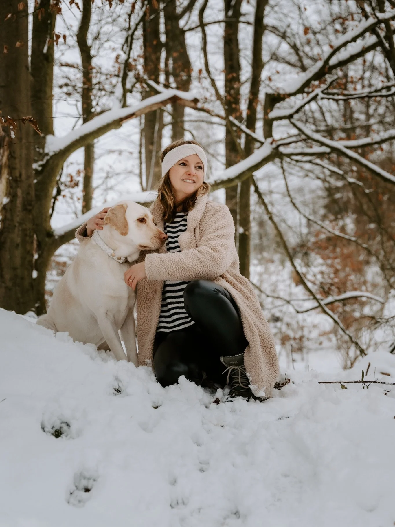 Heute sind wir wieder zuhause angekommen, der Schnee ist weg und ich seit Dienstag erk&auml;ltet... da helfen nur Schneebilder 😃 Fotos von mir mit Elfi by @ooobacht