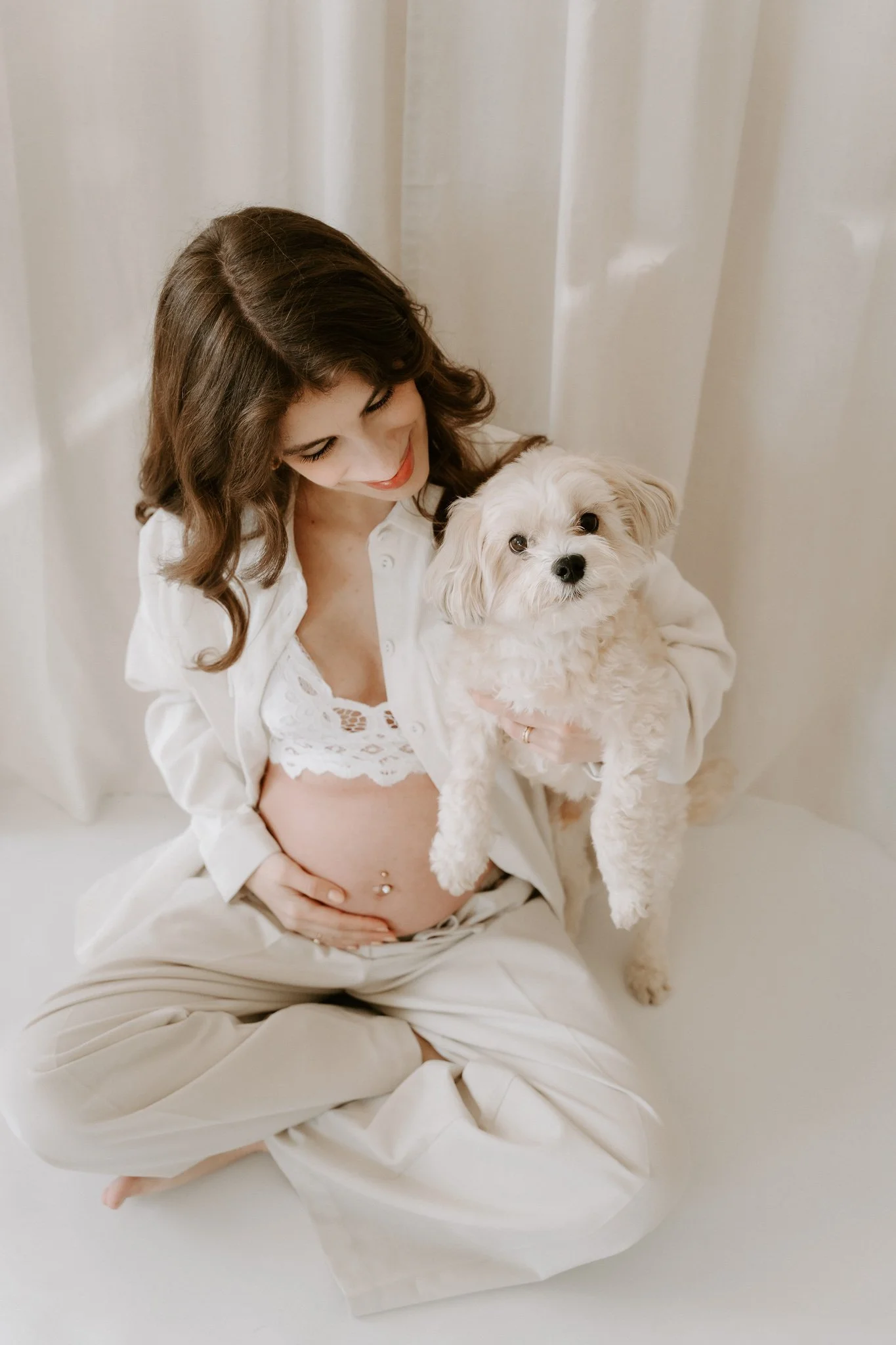 Babybauchshooting mit Hund Köln(2 von 32).jpg