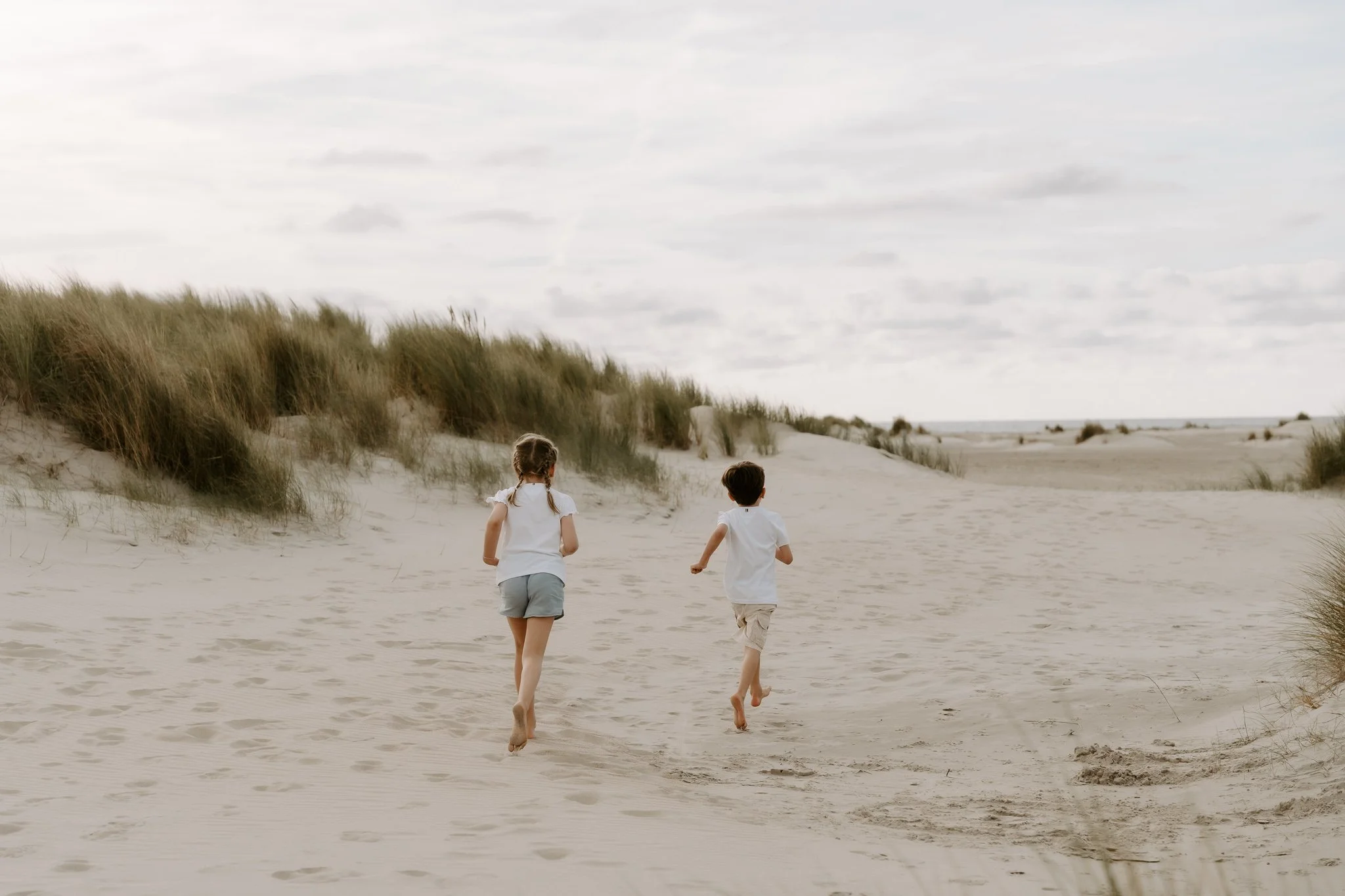 Familienshooting mit Hund in Holland am Strand (1 von 56).jpg