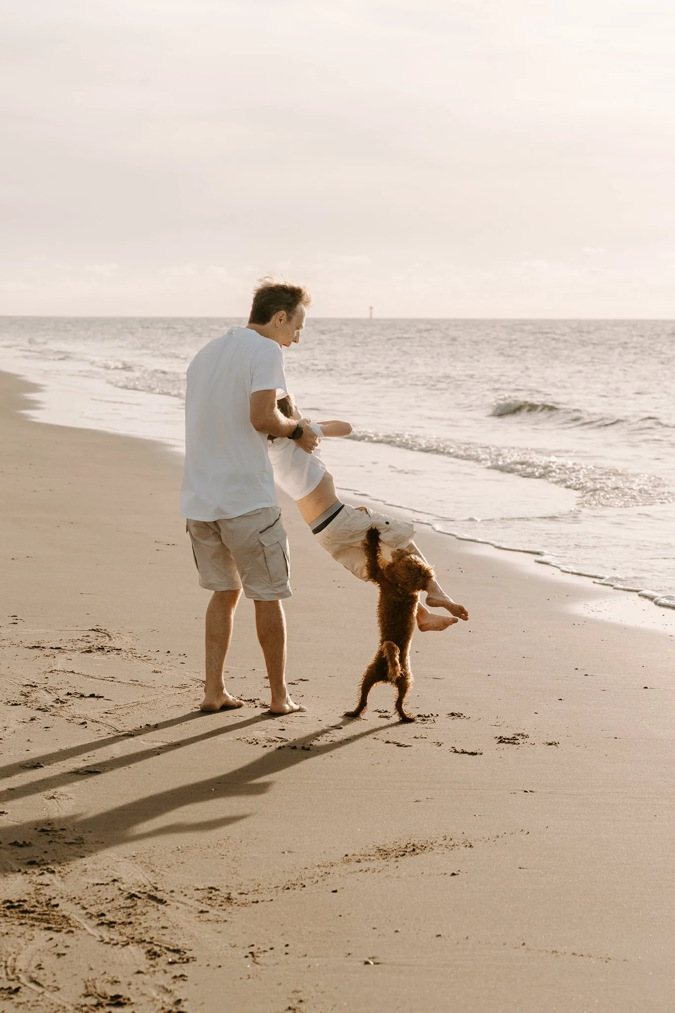 Familienshooting mit Hund in Holland am Strand (41 von 56).jpg