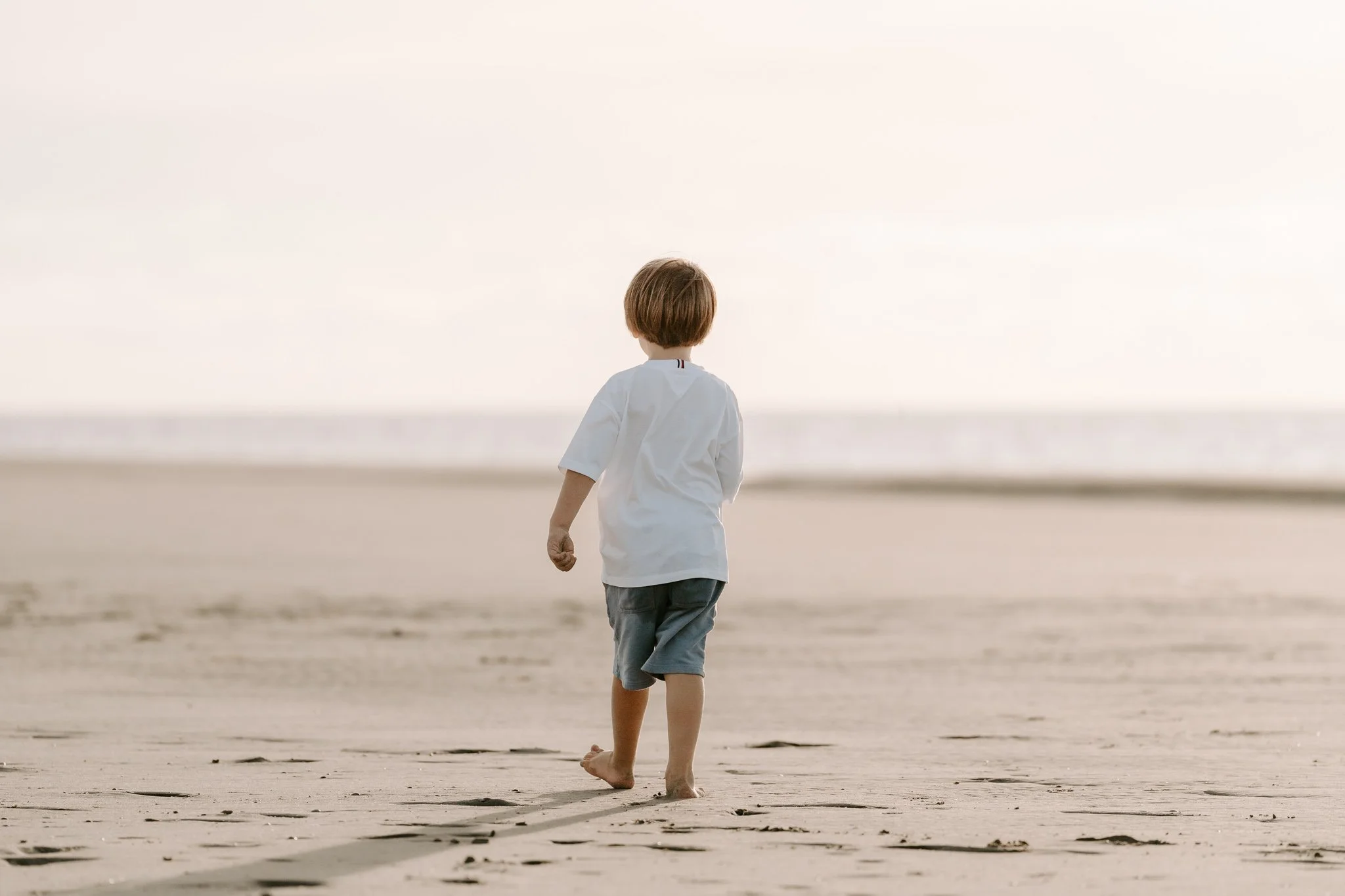 Familienshooting mit Hund in Holland am Strand (46 von 56).jpg