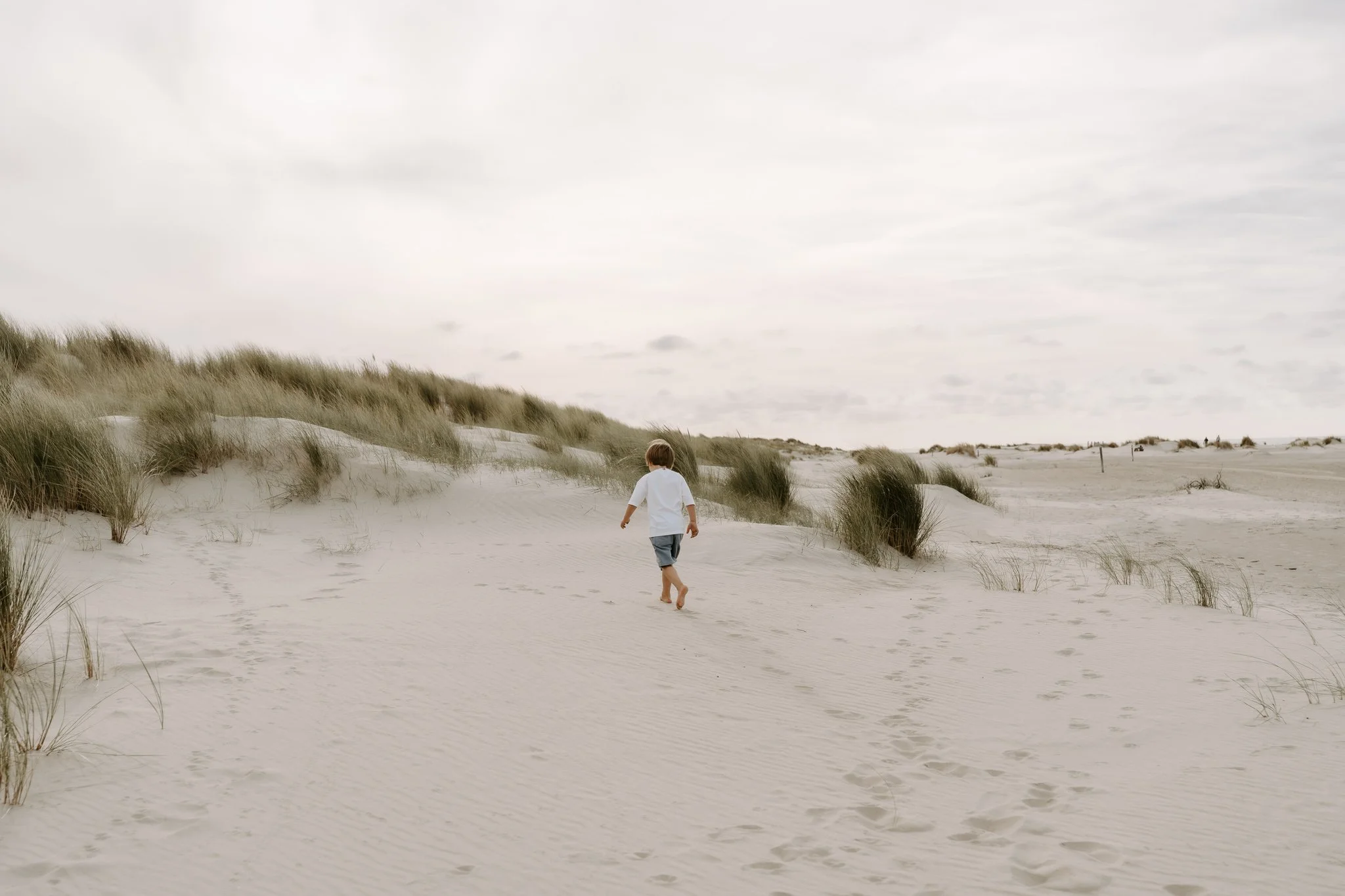 Familienshooting mit Hund in Holland am Strand (5 von 56).jpg