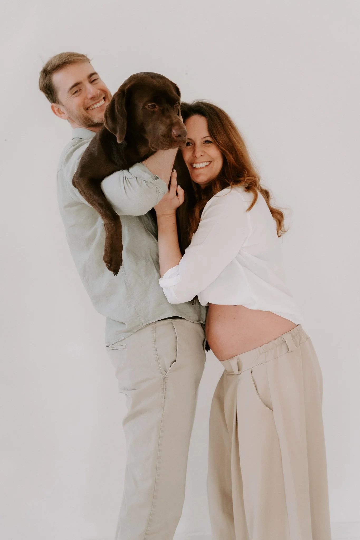 Babybauchshooting mit Hund Köln (20 von 35).jpg