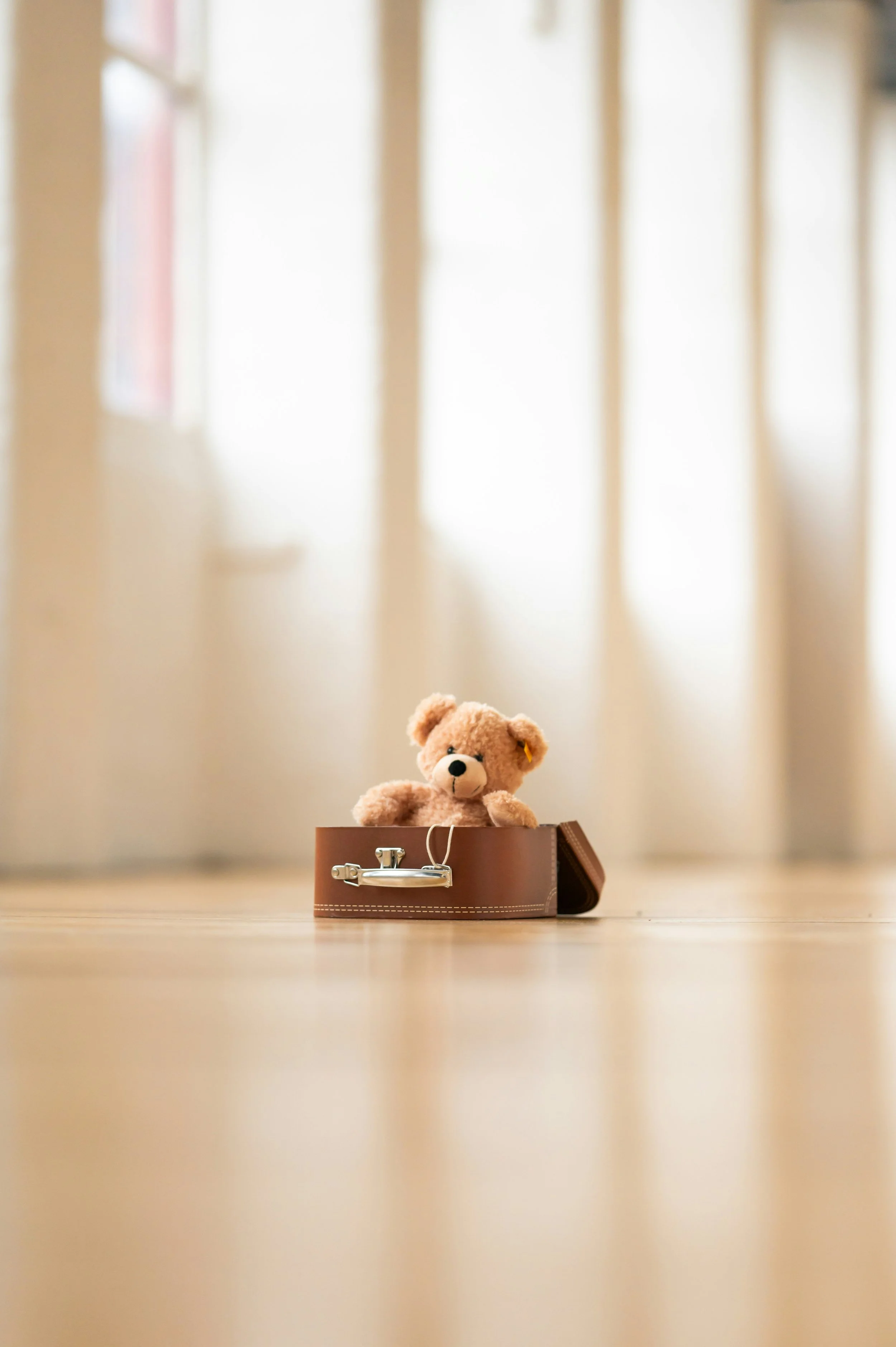 child therapy setting promoting emotional safety and support