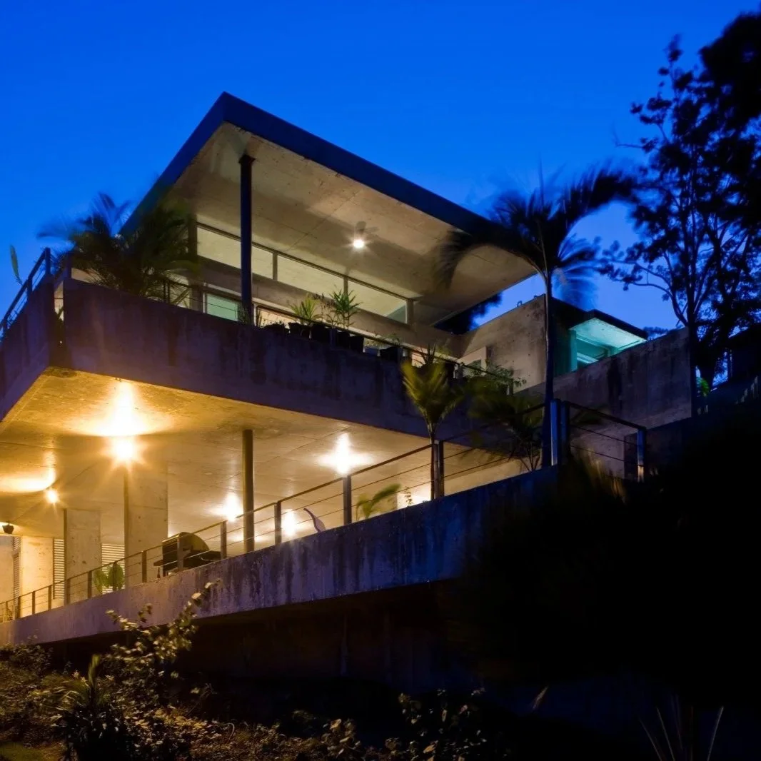 BR HOUSE