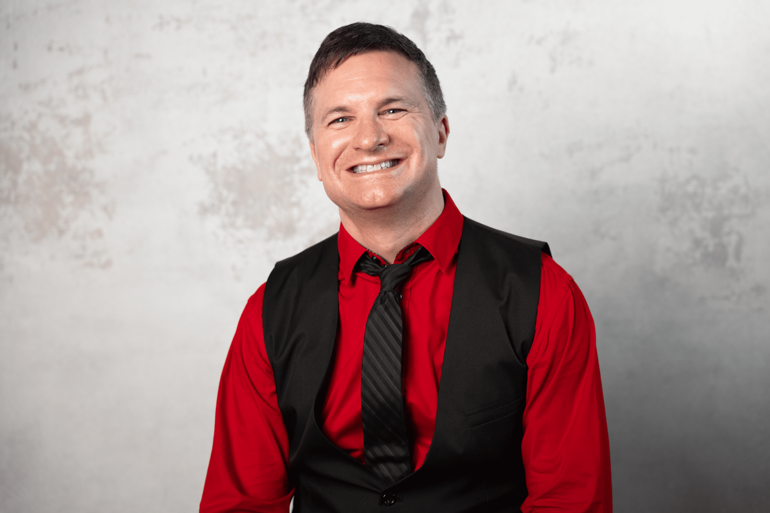 I'm Jon Ryan, the vocal percussionist and owner of Ball in the House. 
I grew up in Boston, but was never much into music as a kid. It all changed for me back in 5th grade, when I met Dave at the Boston Boys Choir School. We studied music pretty inte