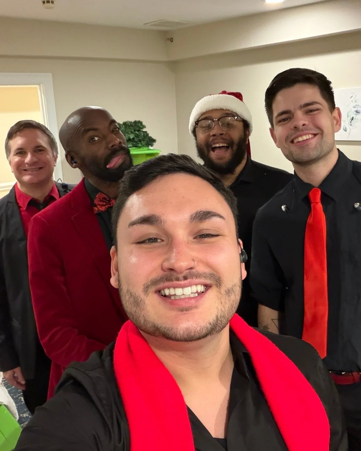 What a night! ✨

Our holiday show was pure magic, and we&rsquo;re still riding the festive energy. Huge thanks to everyone who joined us and filled the room with warmth, cheer, and incredible holiday spirit.

Wishing you all a season filled with musi