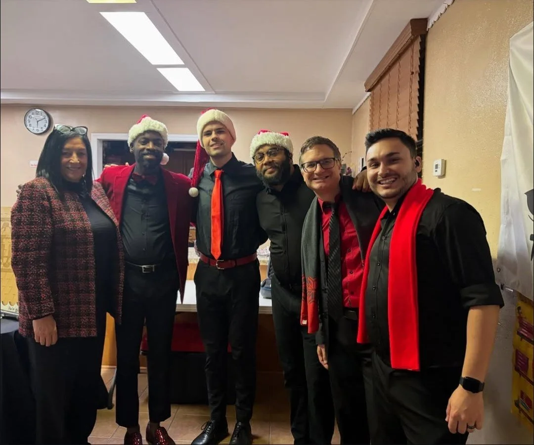 Kicking off the season in Jamaica, NY 🎄✨

Thank you, Howard Beach Assembly of God, for the love!
And thank you to Councilwoman Joann Ariola @joannariola32 for sponsoring a magical night. ❤️

#BallInTheHouse #ChristmasVibes #HolidayShows #NYCMusic #A