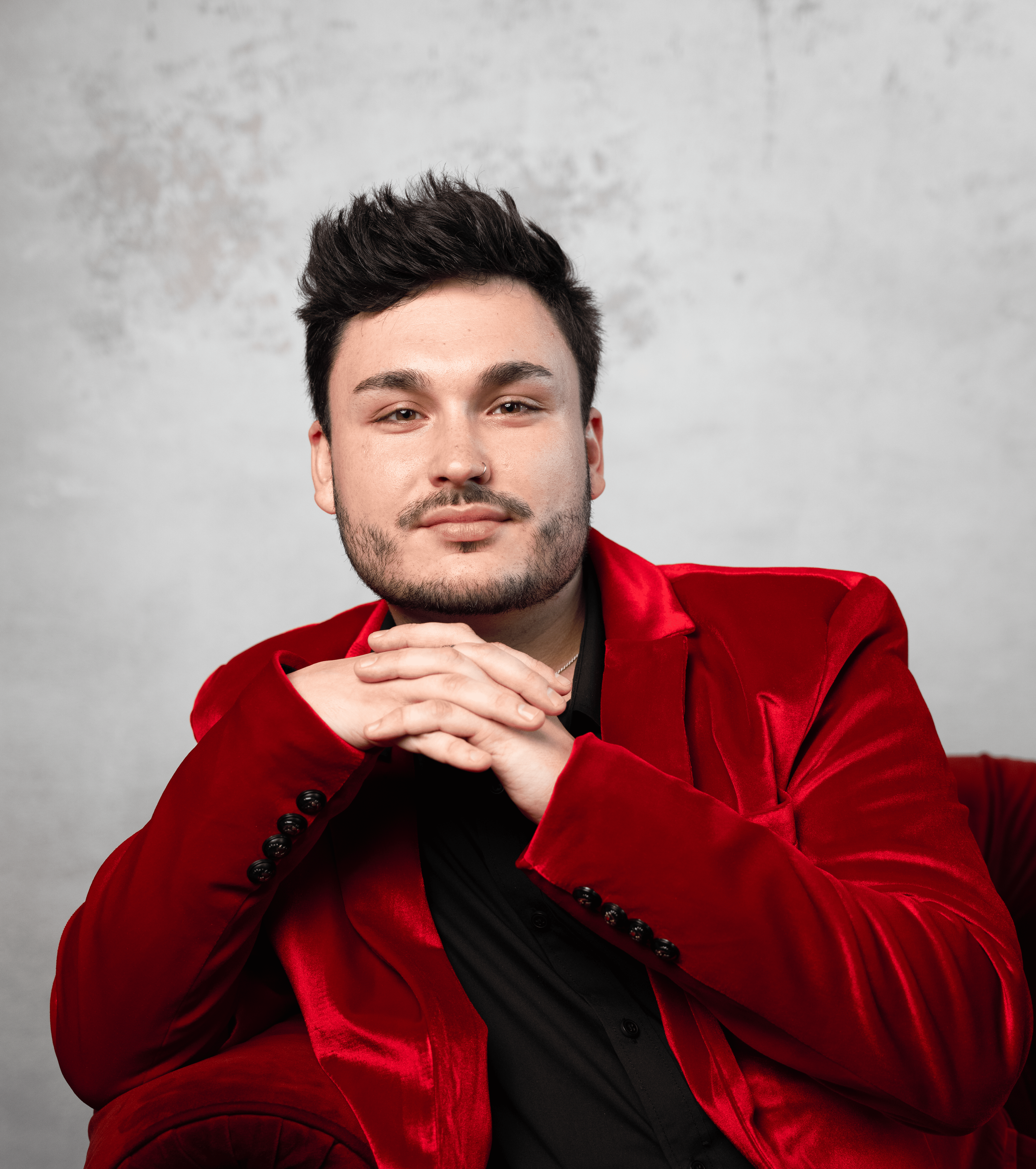 I'm Tyler Nordin, a tenor in Ball in the House.
I was born in Warwick, Rhode Island, and I’ve been singing since I could speak. My mother would teach me nursery rhymes that I would sing at the top of my lungs in the wee hours of the mornings, waking 