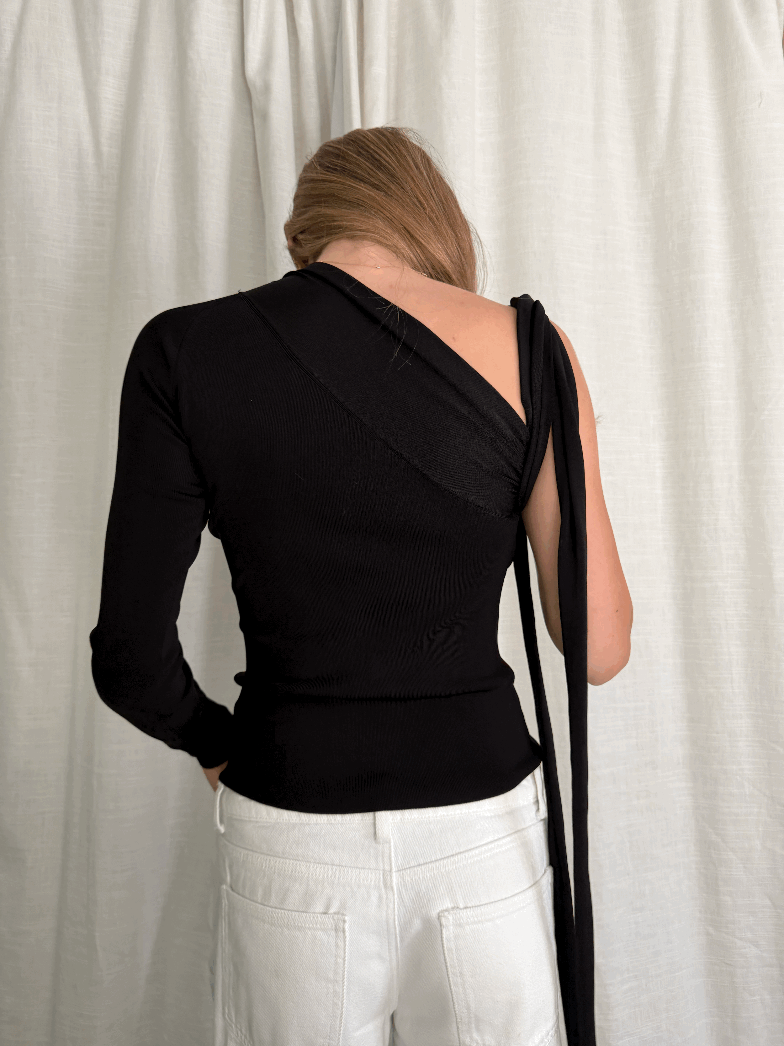 Gucci Assymmetrical Top — image 5