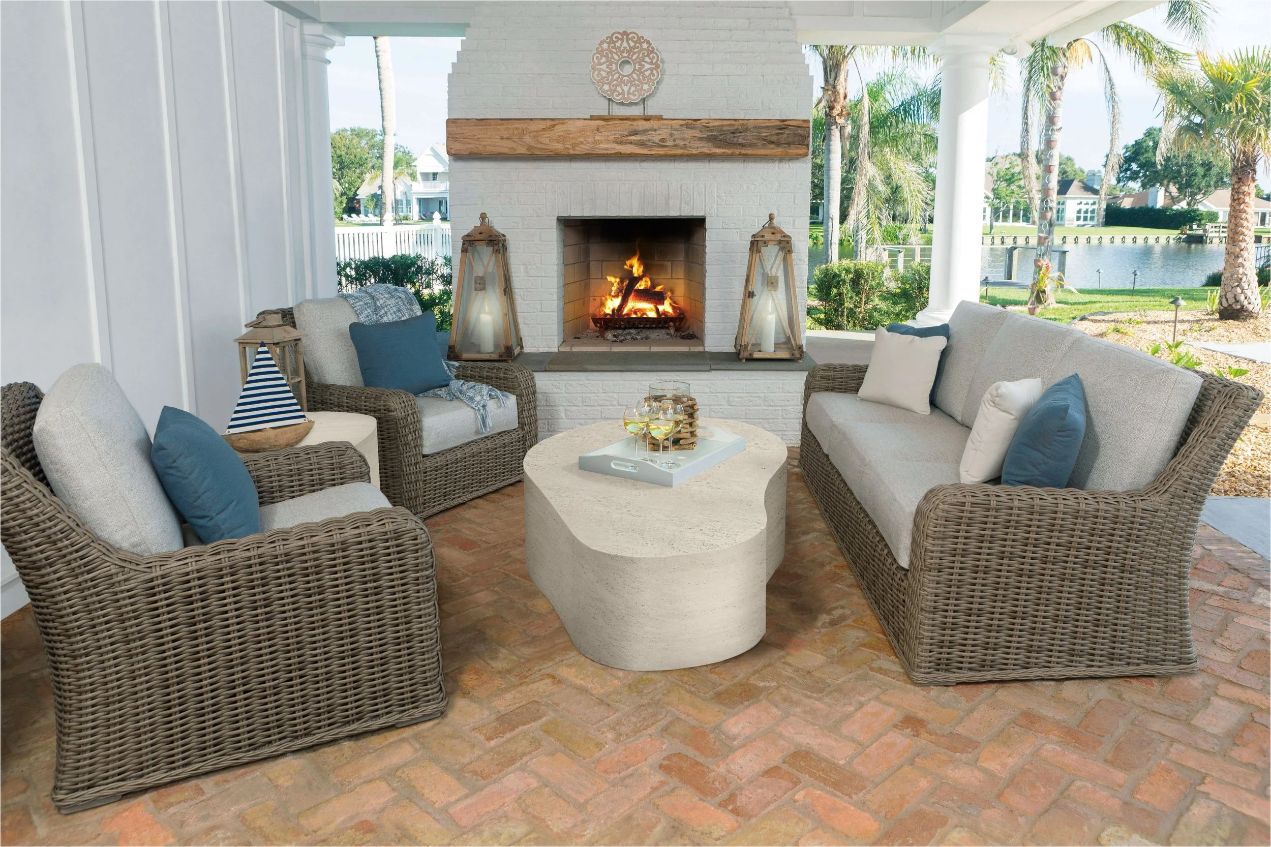 Laurent Seating Driftwood   Tahoe Tables Shell.png