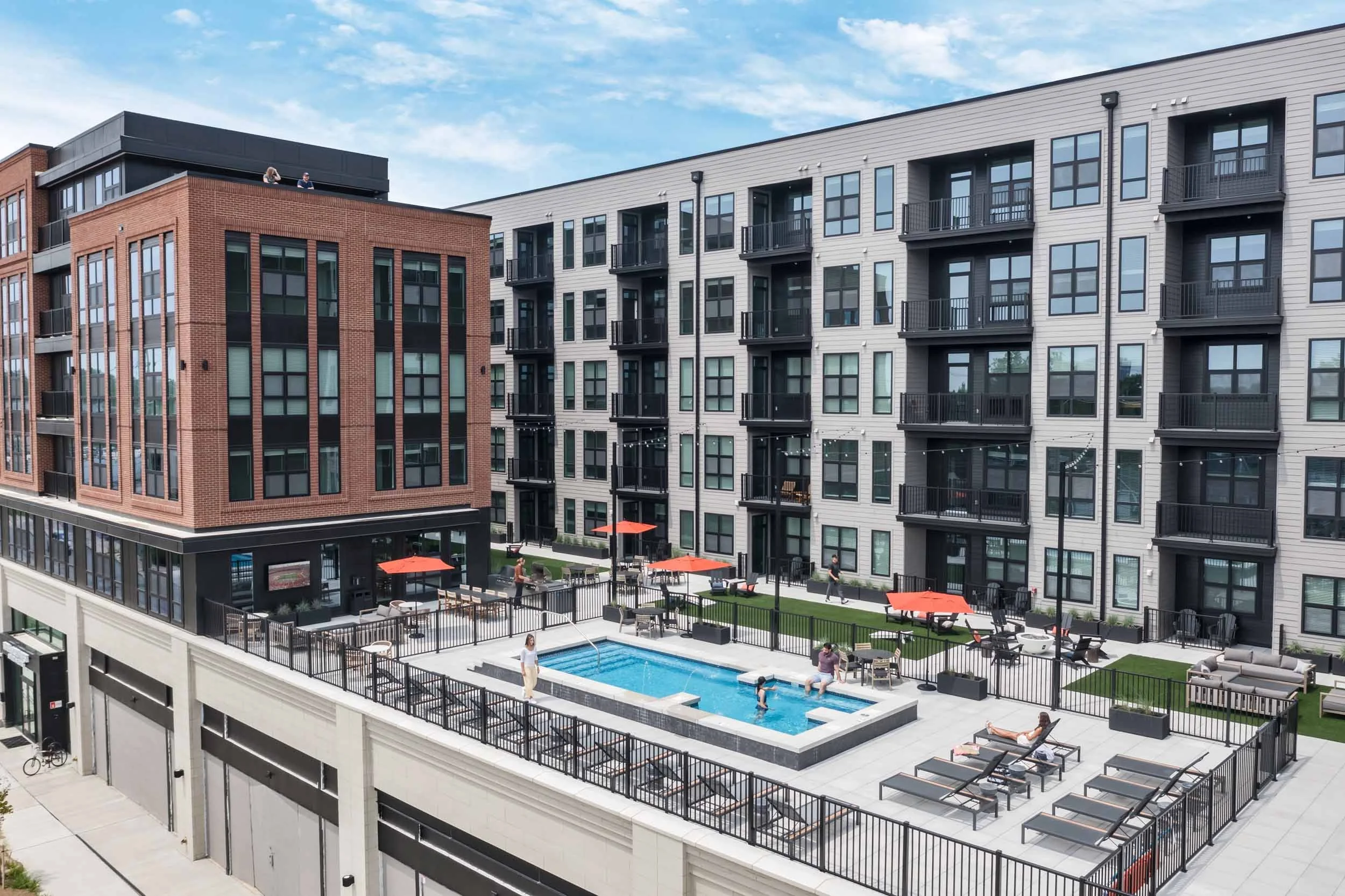 Fifth x Northwest Apartments | Apartments in Columbus, OH | Resort-Style Pool