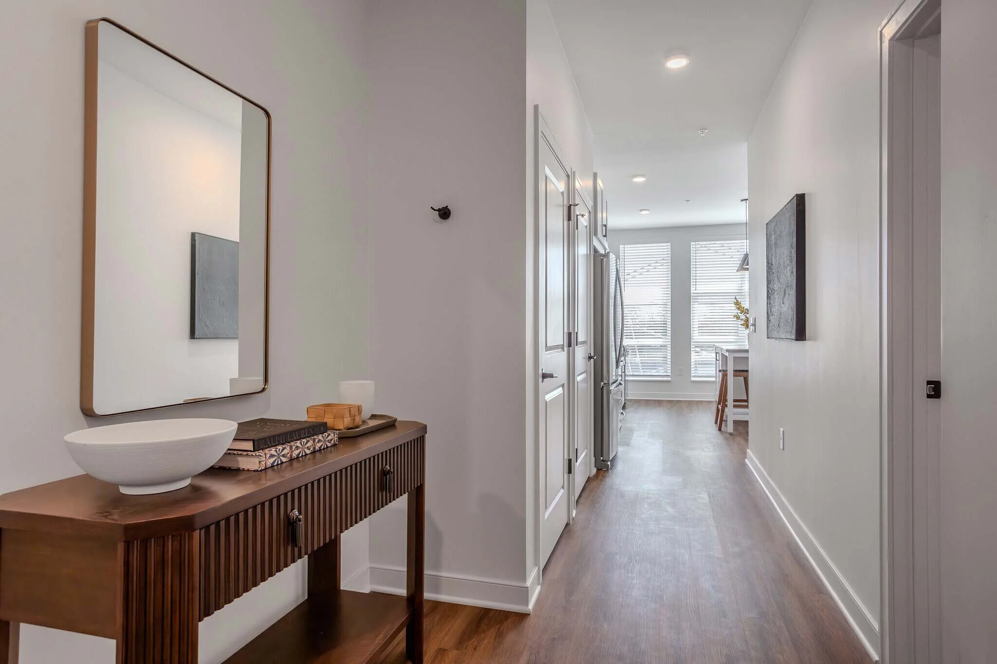 Fifth x Northwest Apartments | Apartments in Columbus, OH | Entrance Hallway
