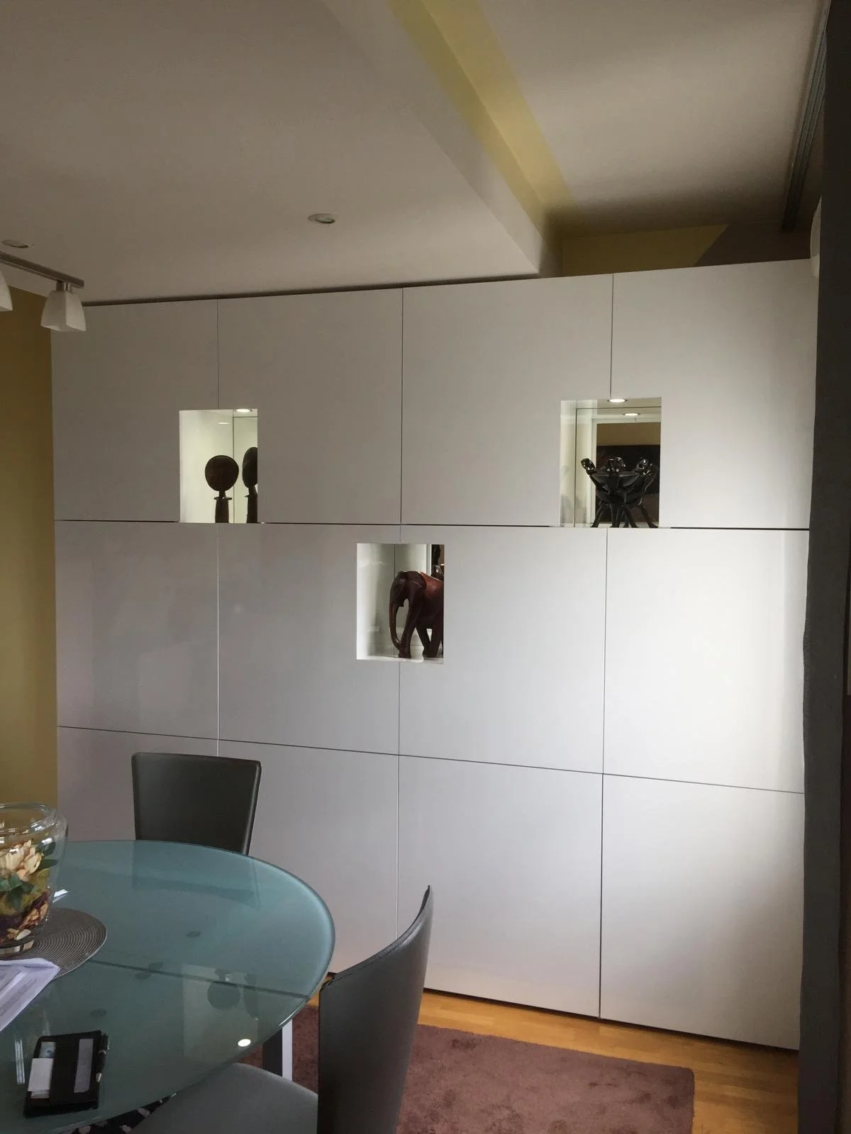 placard-sur-mesure-entree.JPG