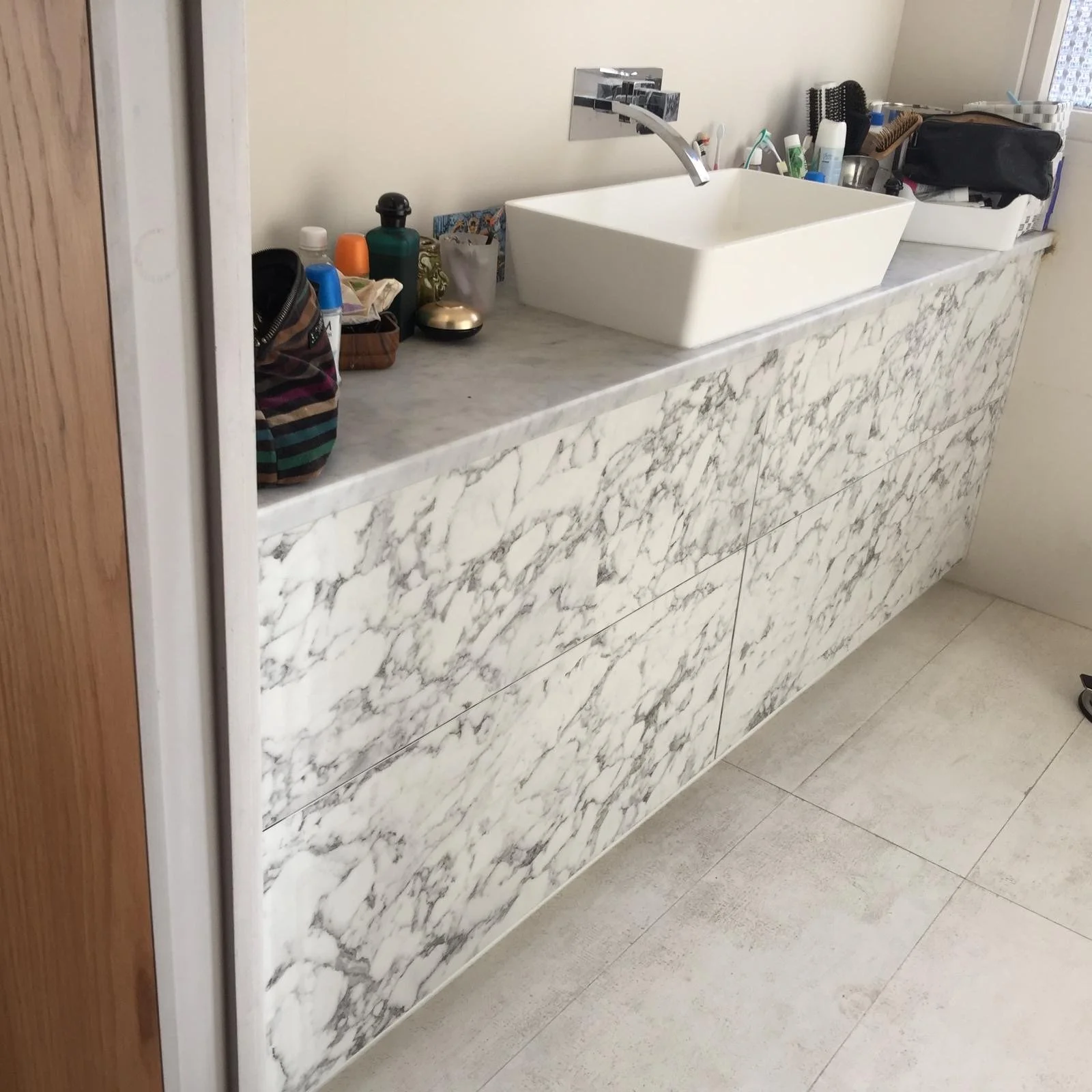 meuble de salle de bain sur-mesure.JPG