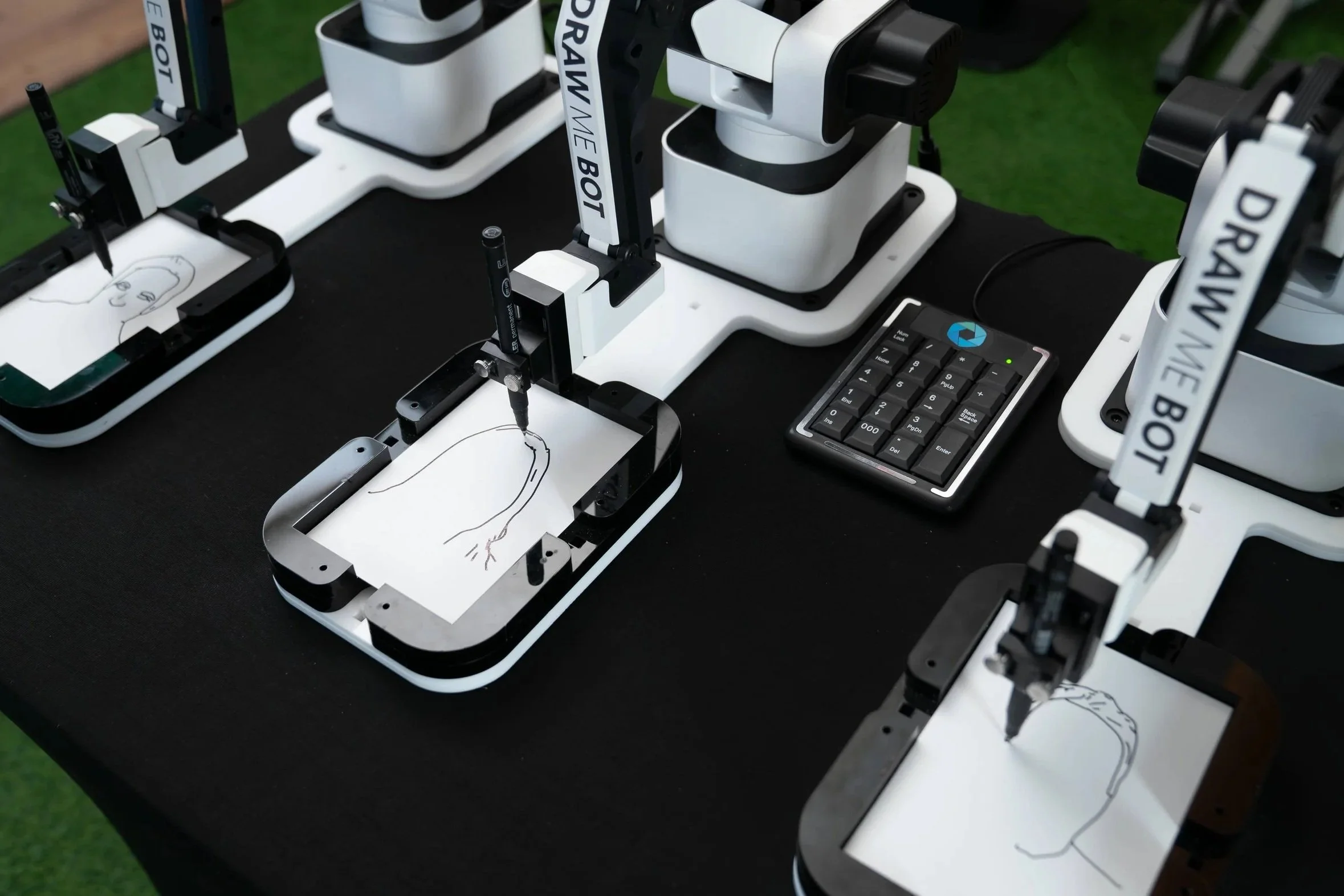 Multiple DrawMeBot robots
