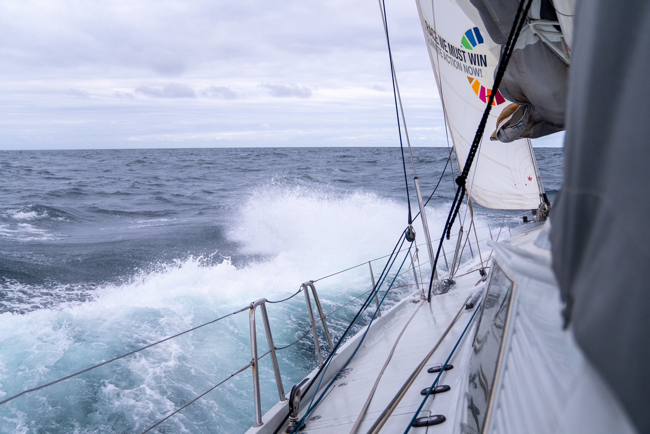 260830_MLZ_ME_MEGAMission_Greenland_FH_Day3Sailing_DSC05422.jpg