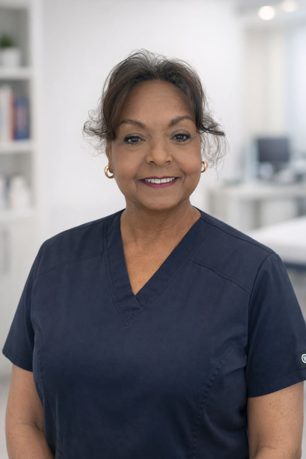 Fran Regis Receptionist