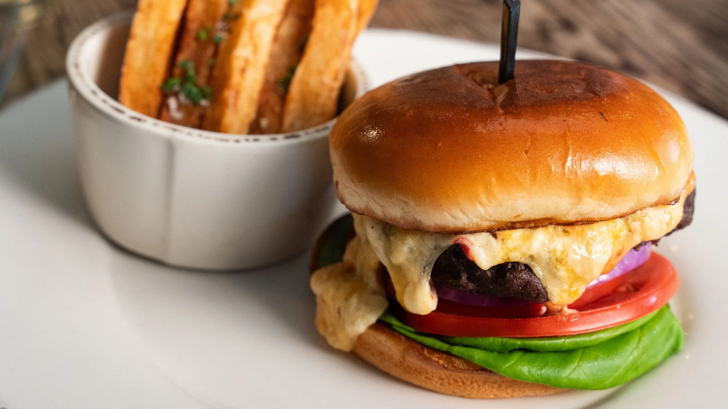 kendall-restaurant-hill-country-cheeseburger.jpg