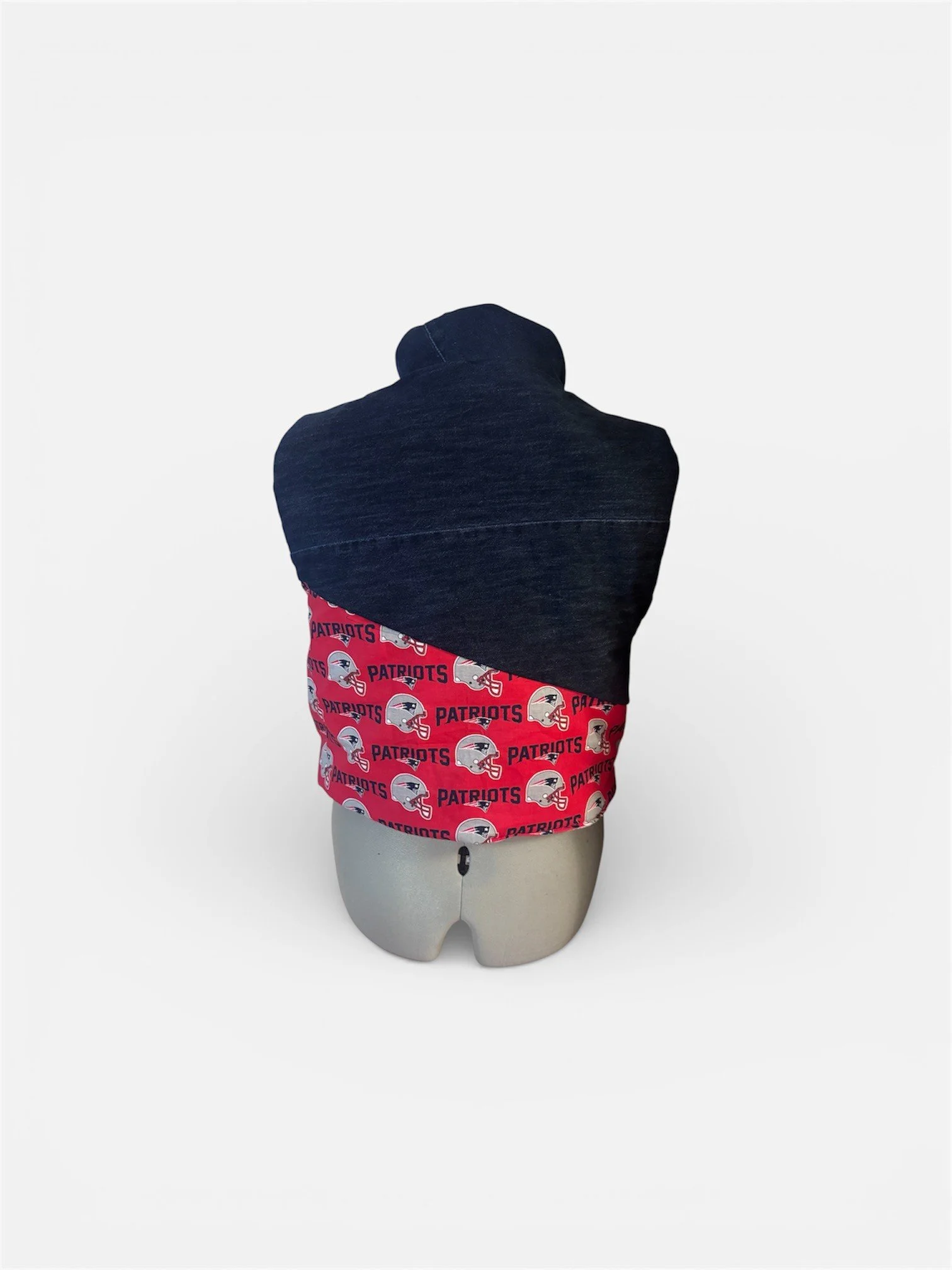Patriots Vest_back SZ M.jpeg