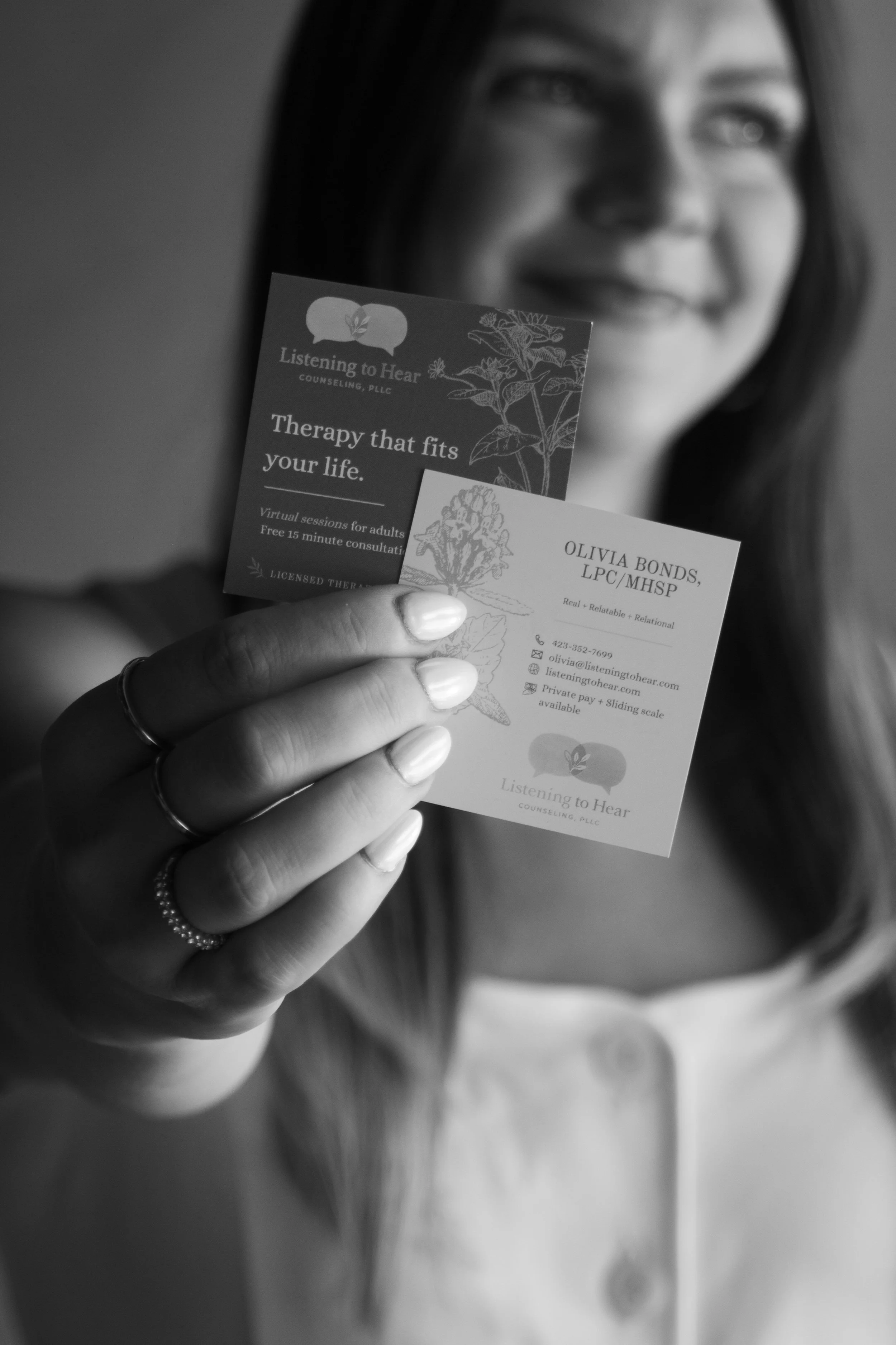 Olivia Bonds, LPC/MHSP, online therapist for anxiety, overthinking, life transitions, grief, and coping skills in Tennessee