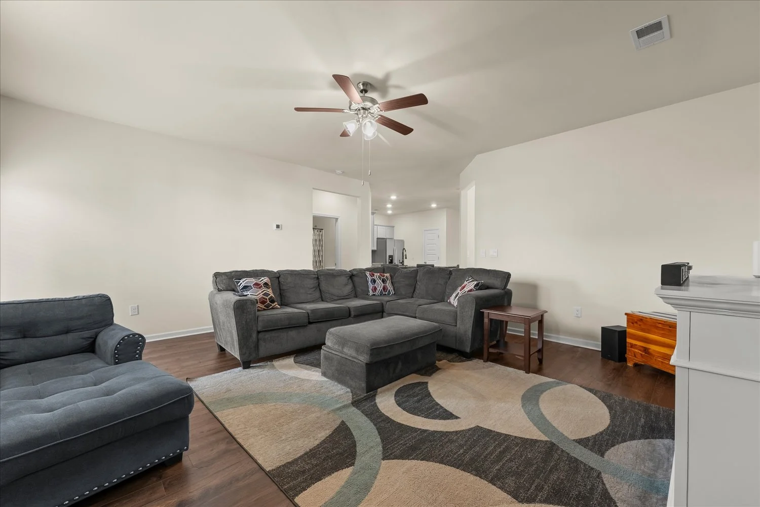 11-984 Raghorn Rd 11.jpg