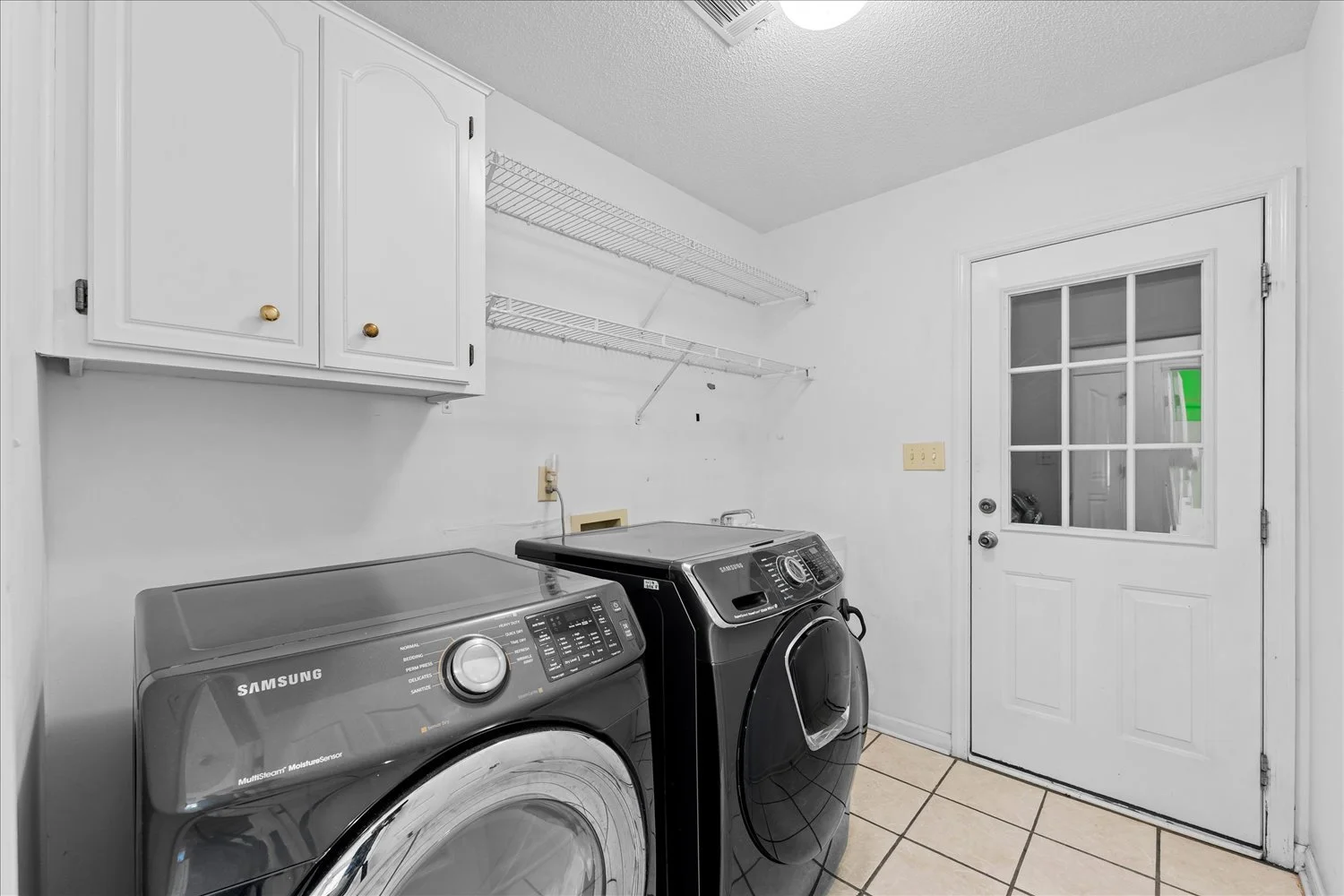 15-536 Oak Brook Dr 15.jpg