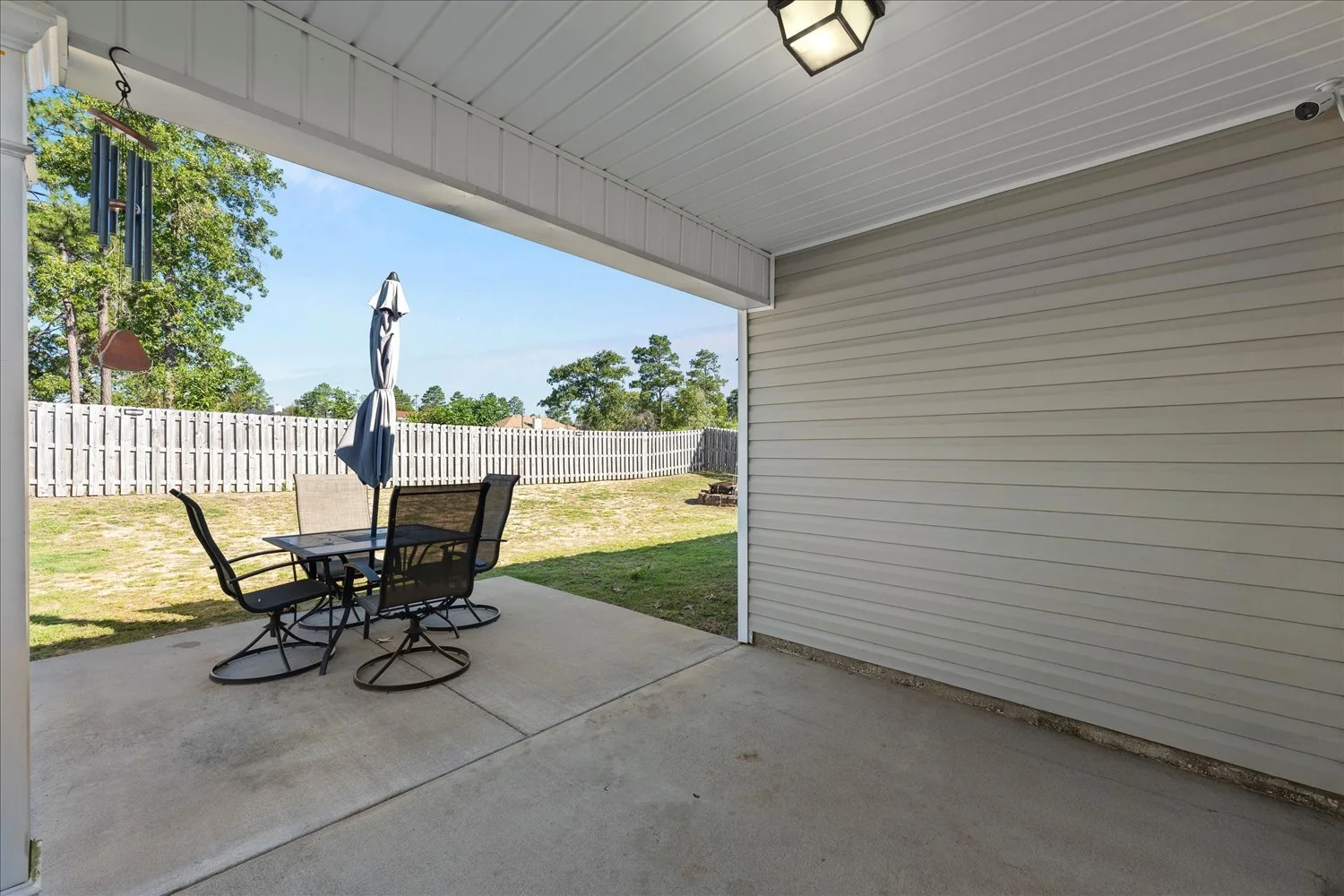 25-3049 Easton Dr 25.jpg