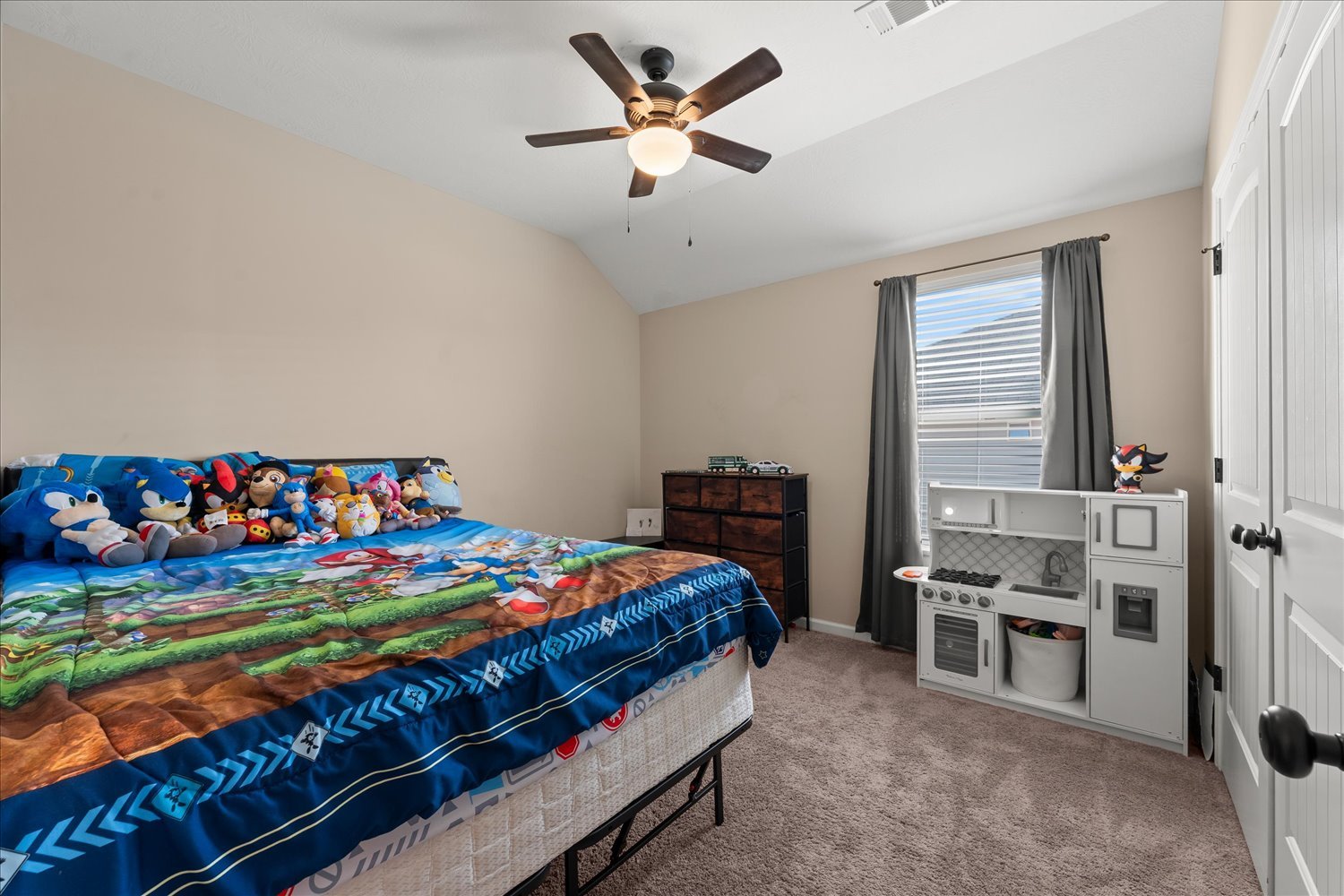 17-3049 Easton Dr 17.jpg