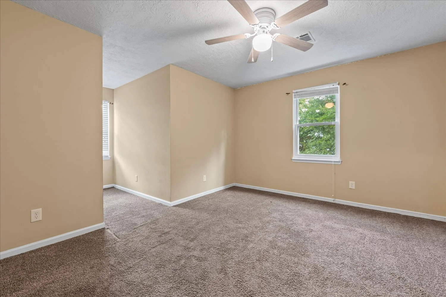 16-3779 Winchester Trail 16.jpg