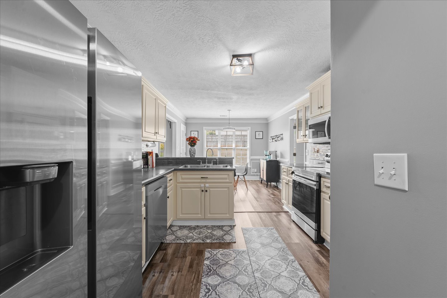 13-4079 Quinn Dr 13.jpg
