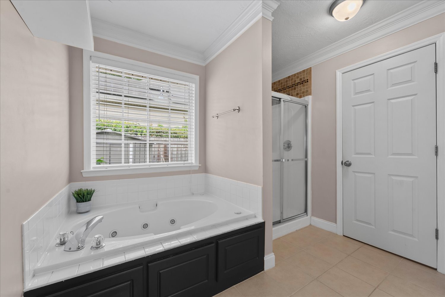 19-4079 Quinn Dr 19.jpg