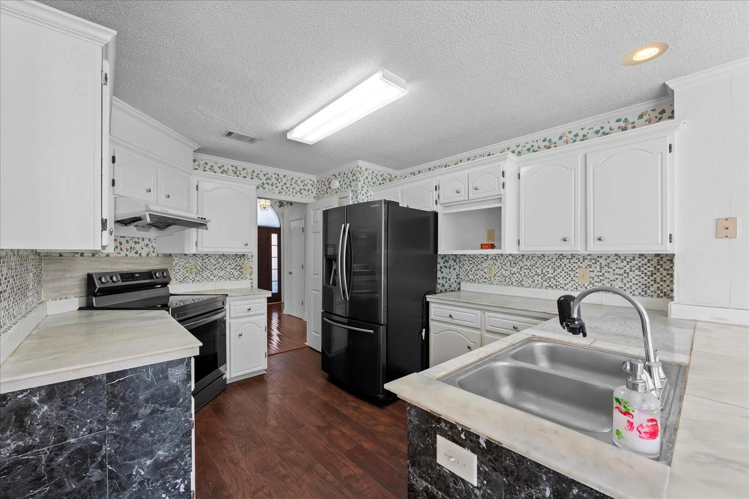 10-536 Oak Brook Dr 10R.jpg