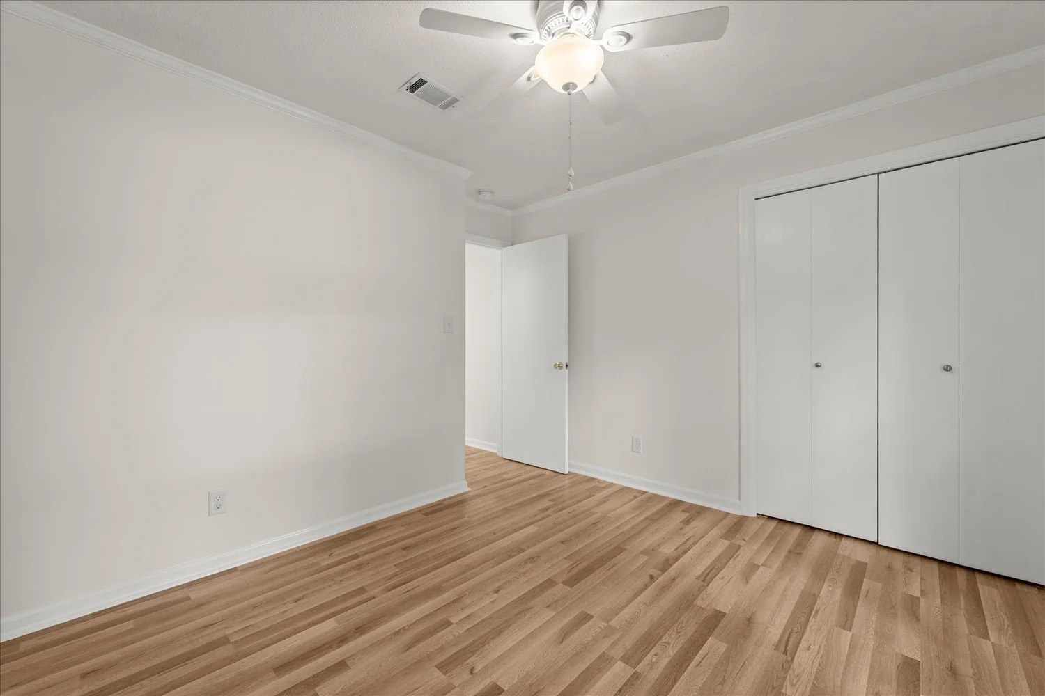 22-128 Silver Maple Rd 22.jpg