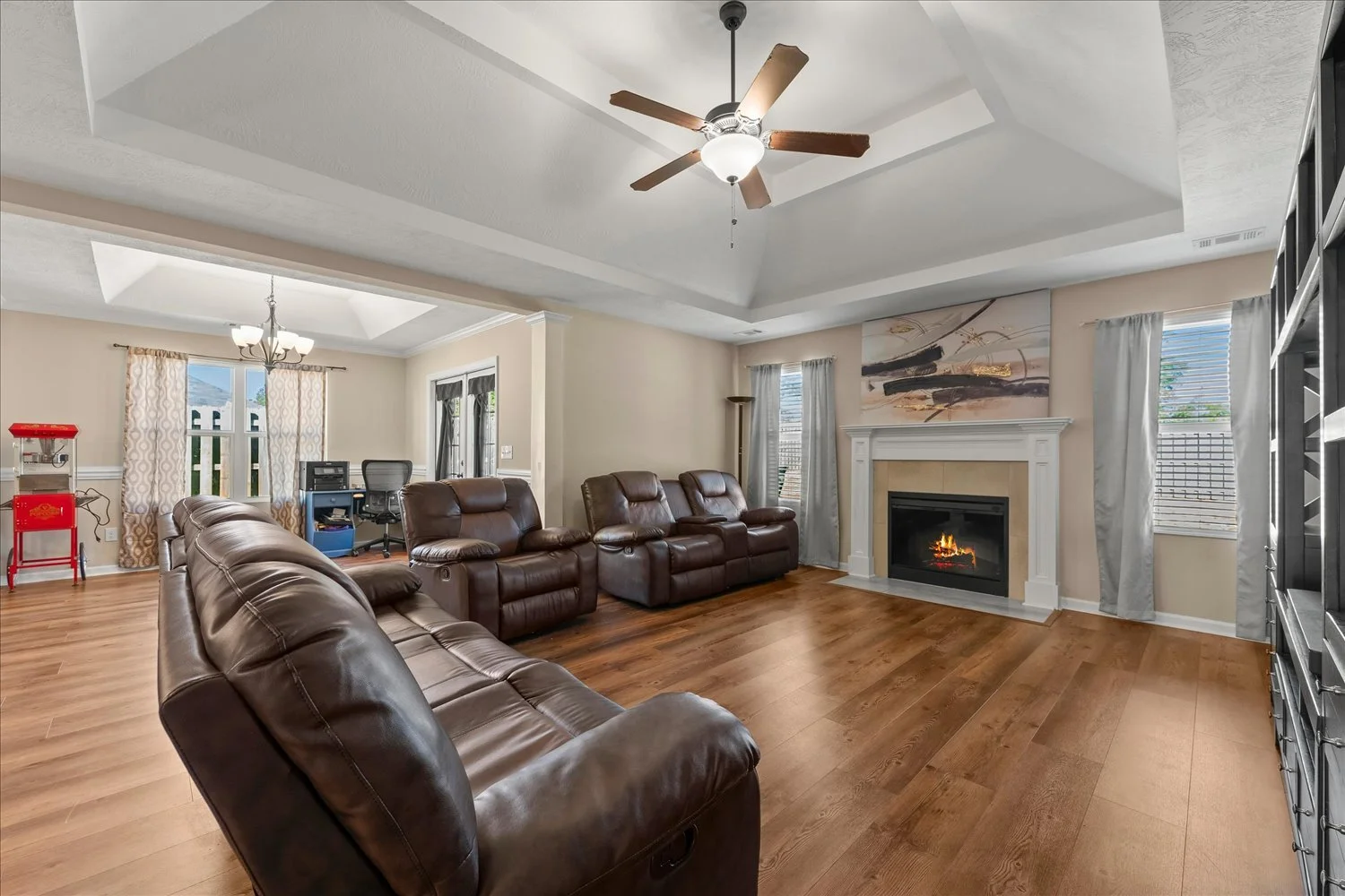 06-3049 Easton Dr 06R.jpg