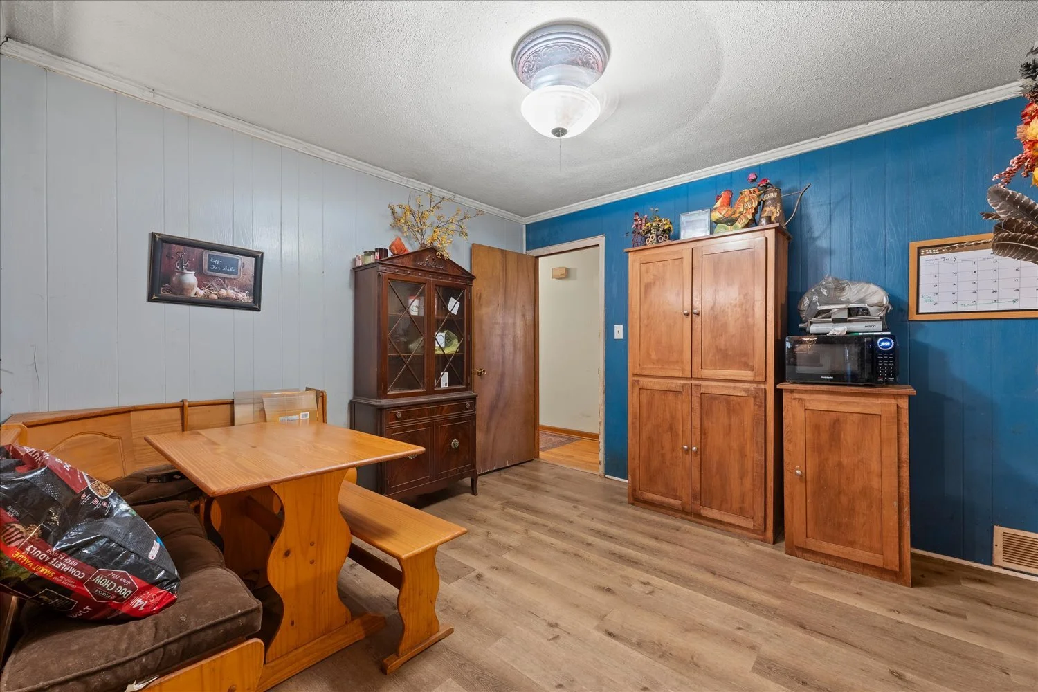 17-4514 Windsor Spring Rd 17.jpg