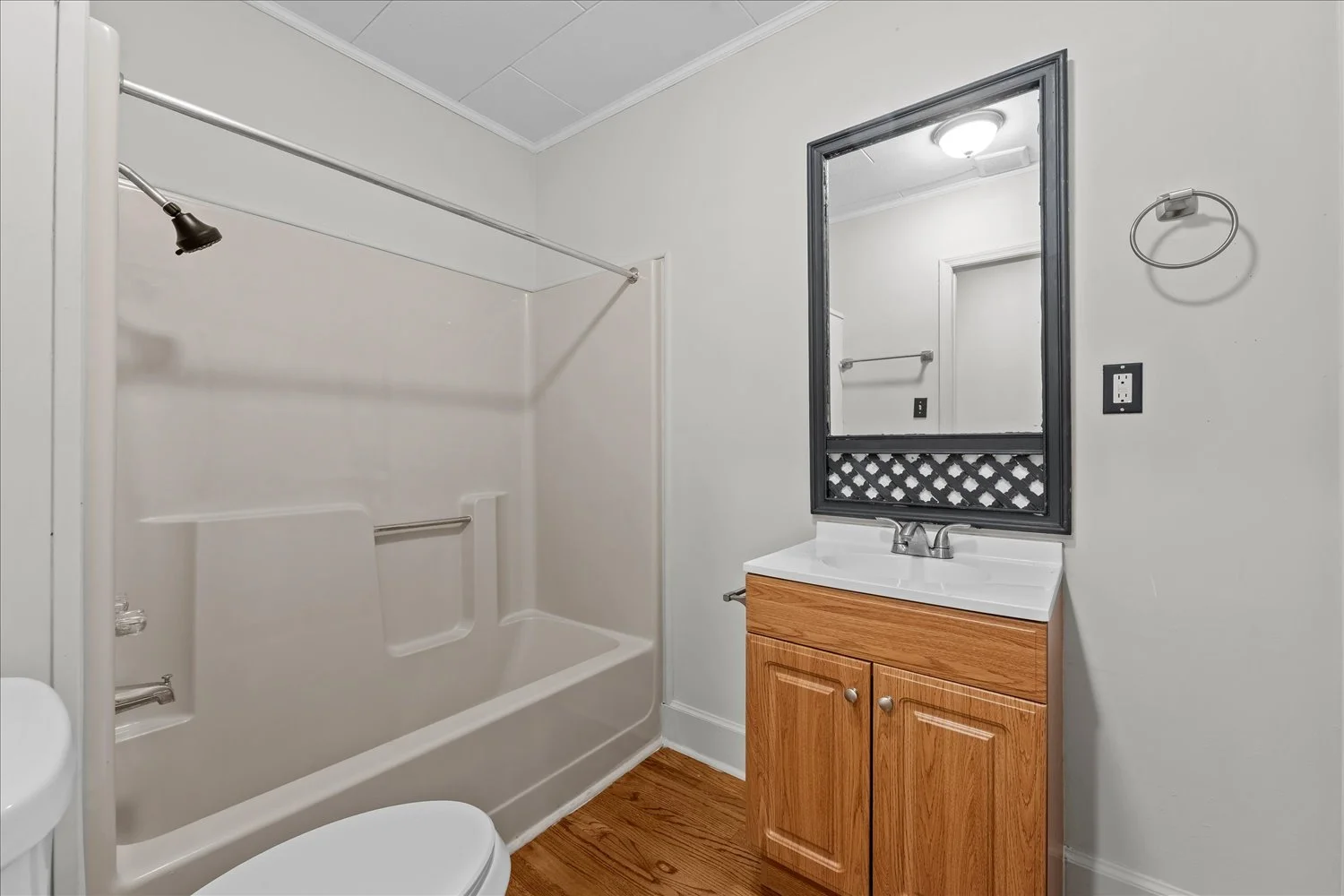 19-180 Easy St 19.jpg